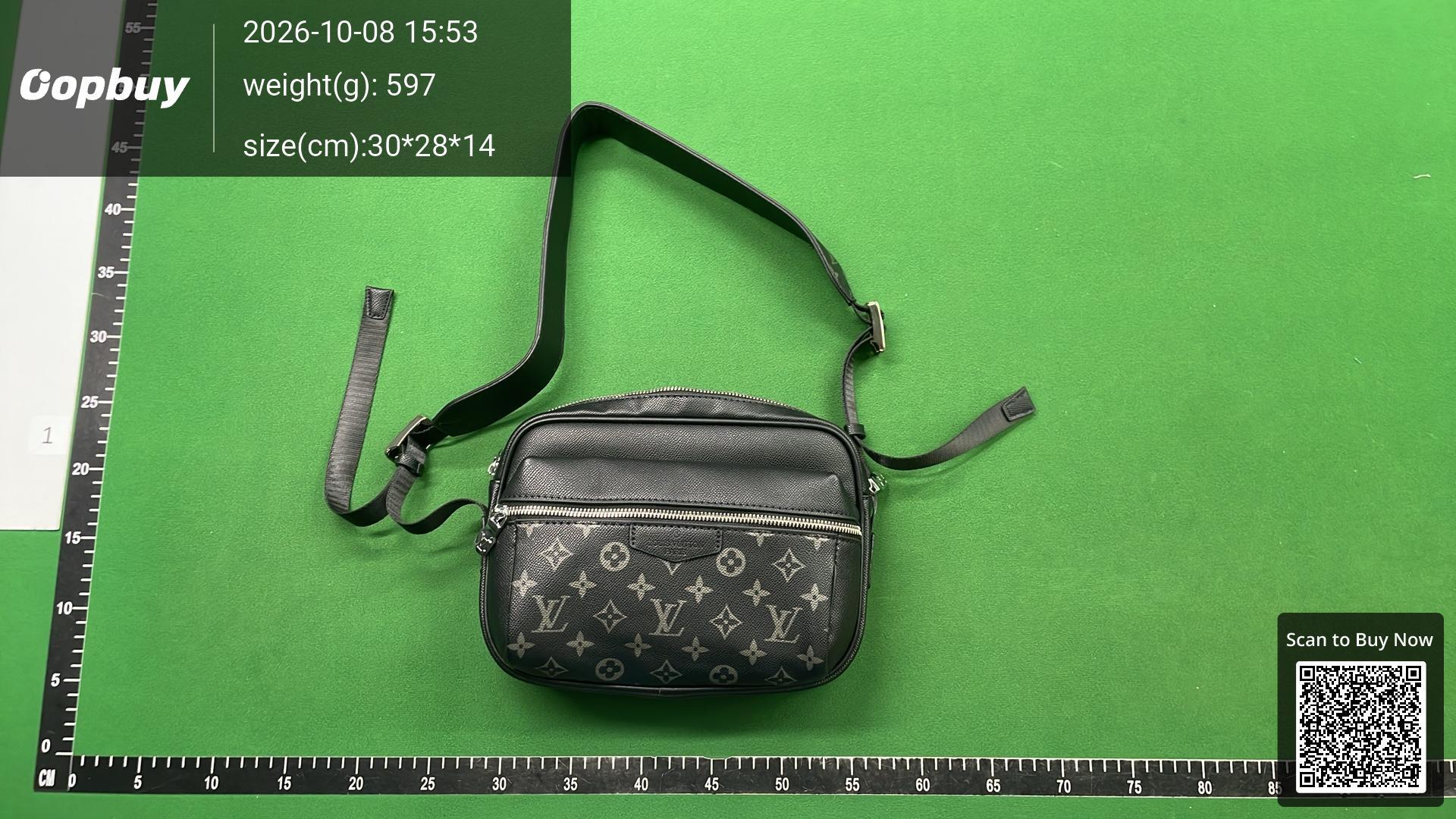 Foto QC 1 de Louis Vuitton Outdoor Messenger PM Pacific Blue Monogram Taigarama