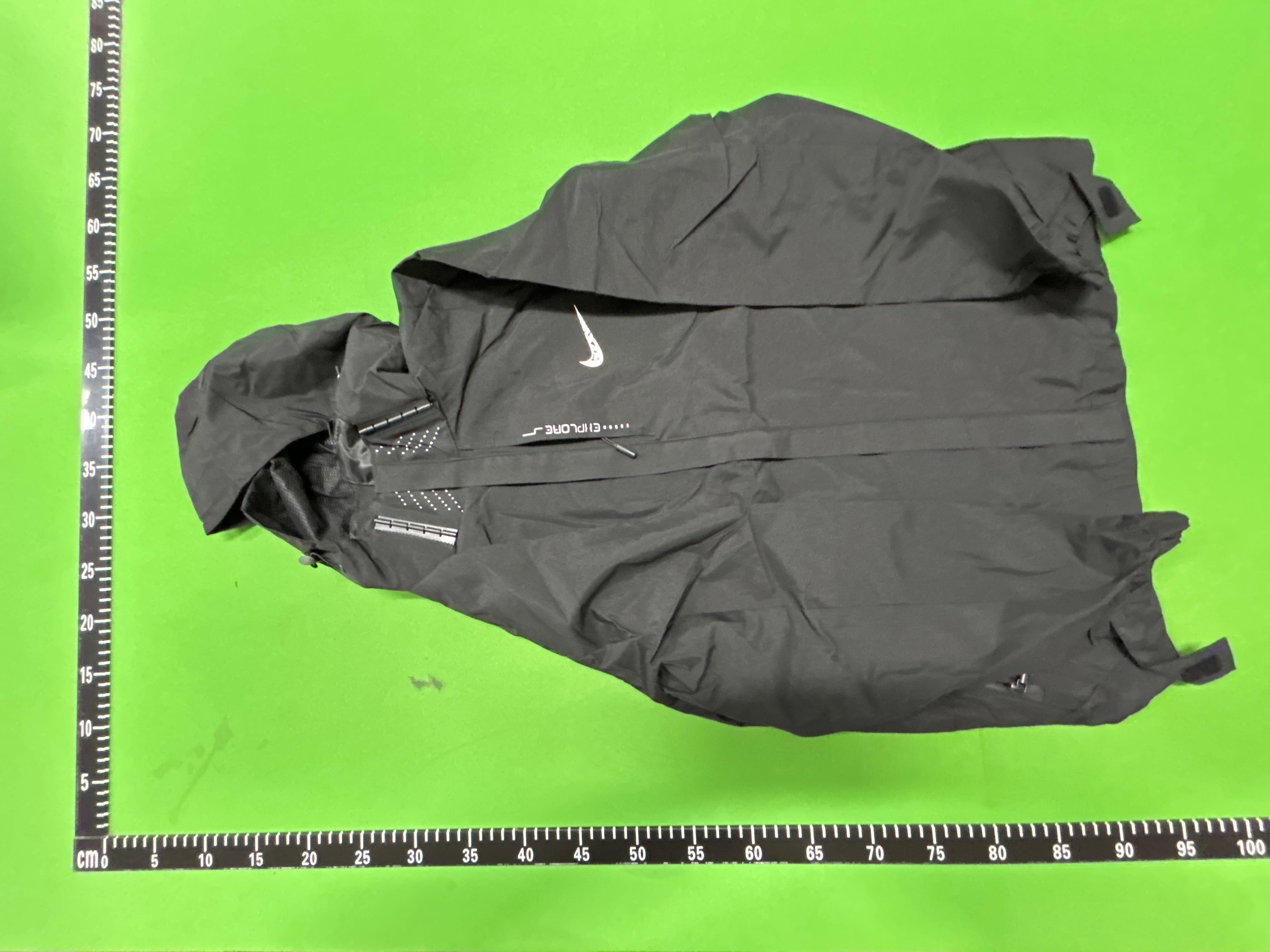 Foto QC 8 de Under Armour Windbreaker Jacket Reflective Woven Black