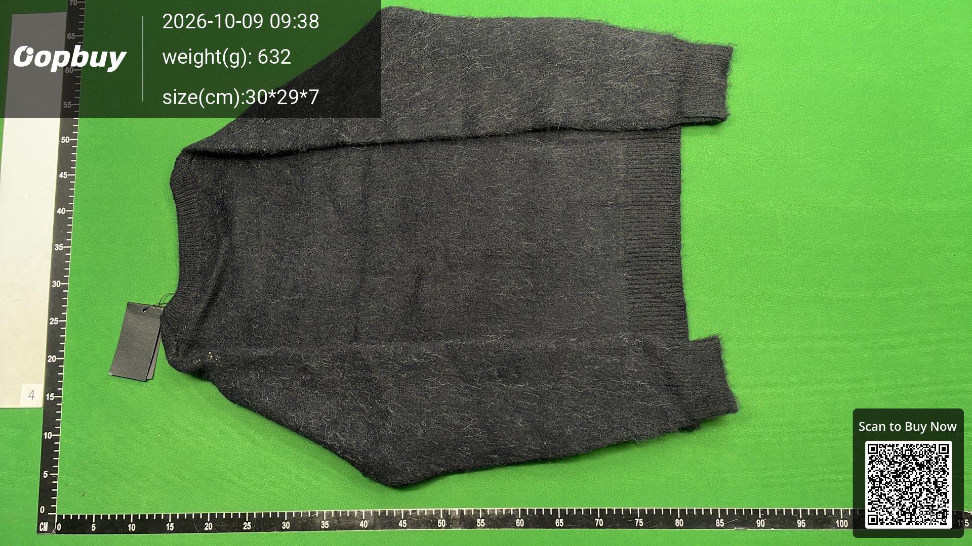 Foto QC 3 de Saint Laurent Crewneck Sweater Mohair Script Logo Black