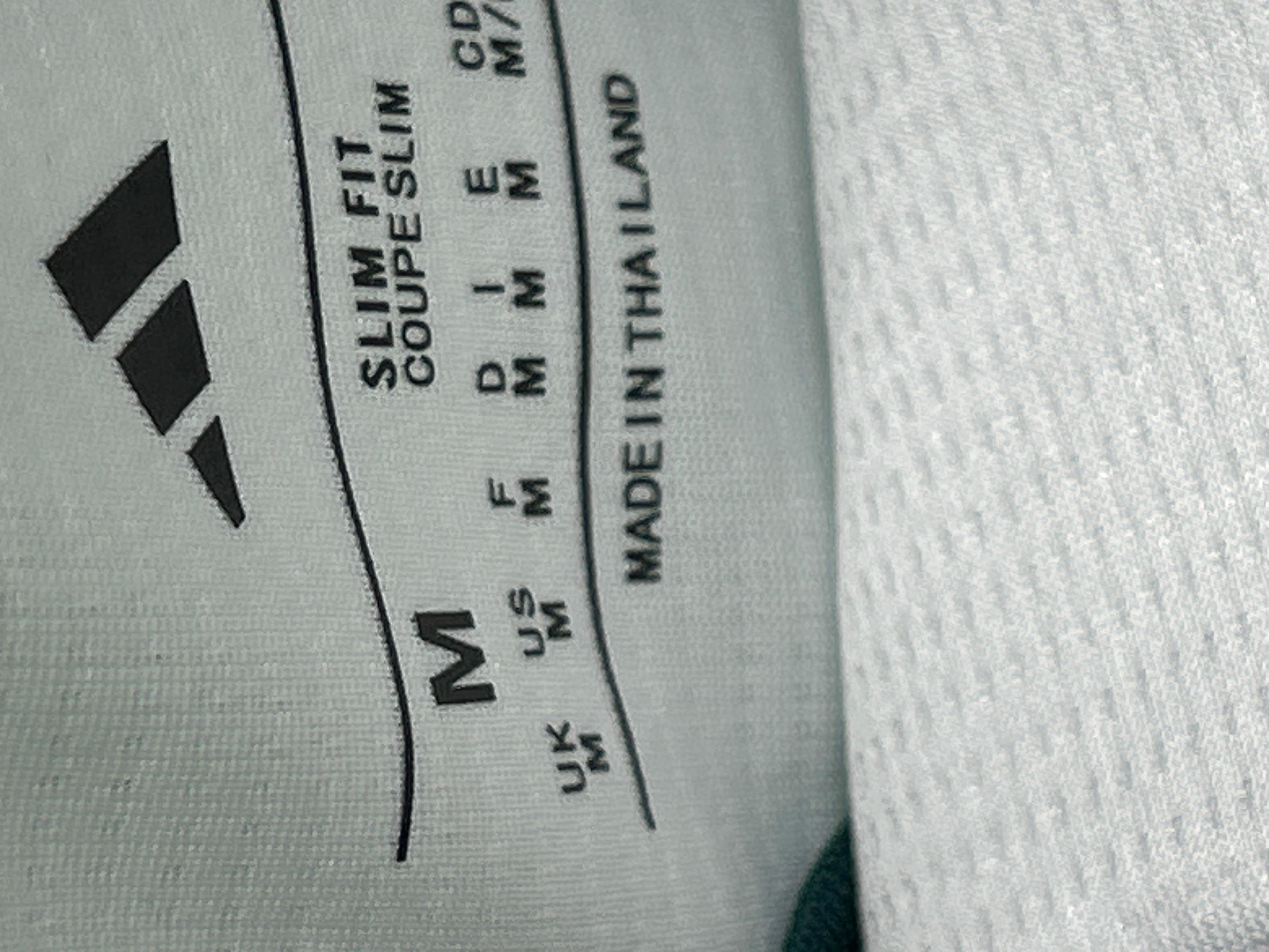 Foto QC 2 de Real Madrid x adidas 2026/27 Third Jersey Pink