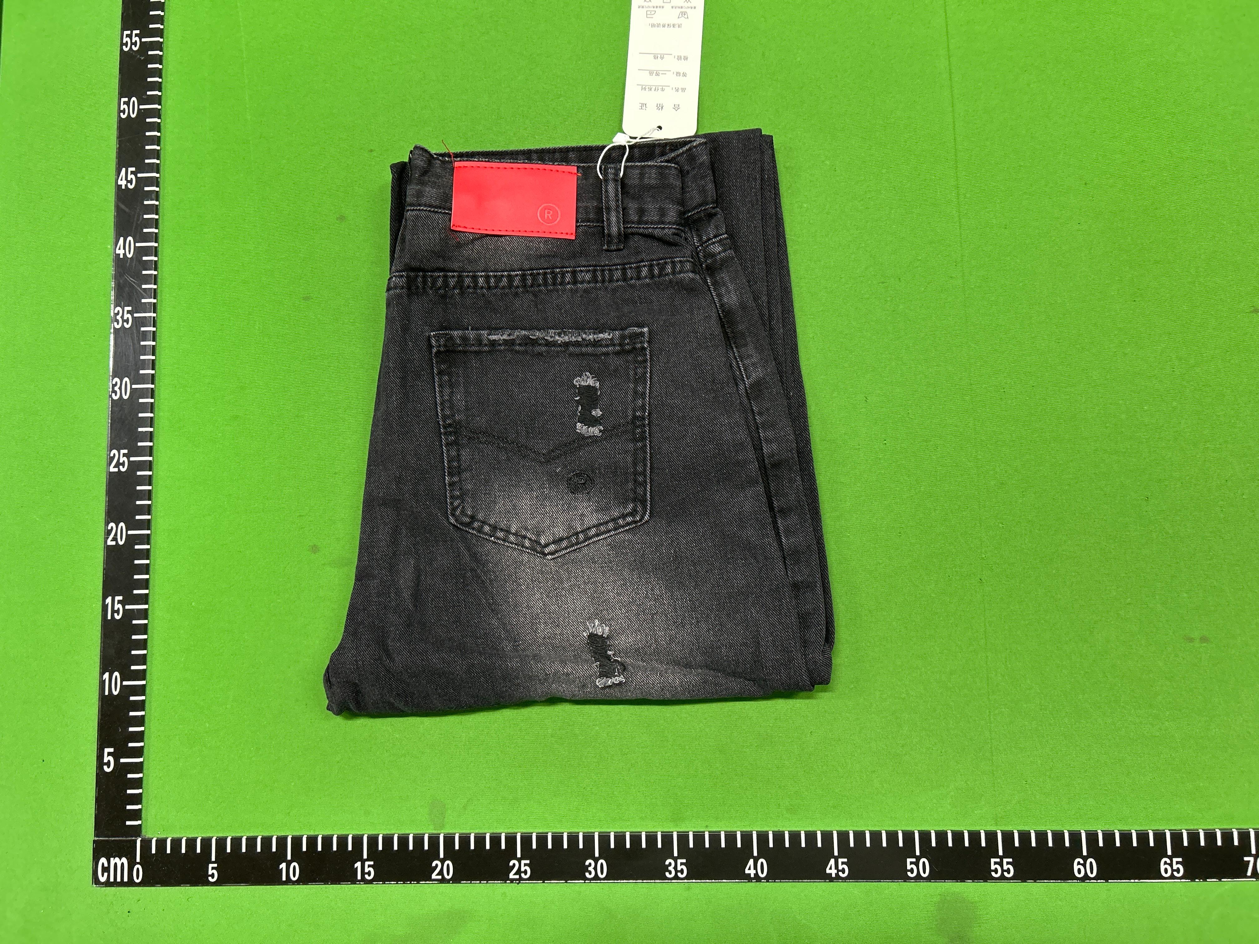Foto QC 5 de Heaven Can Wait Jeans Distressed Raw Edge Straight Washed Black