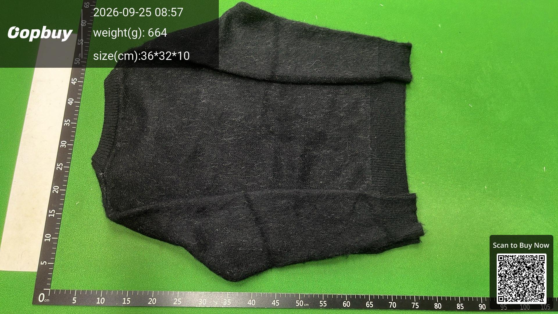 Foto QC 7 de Saint Laurent Crewneck Sweater Mohair Script Logo Black