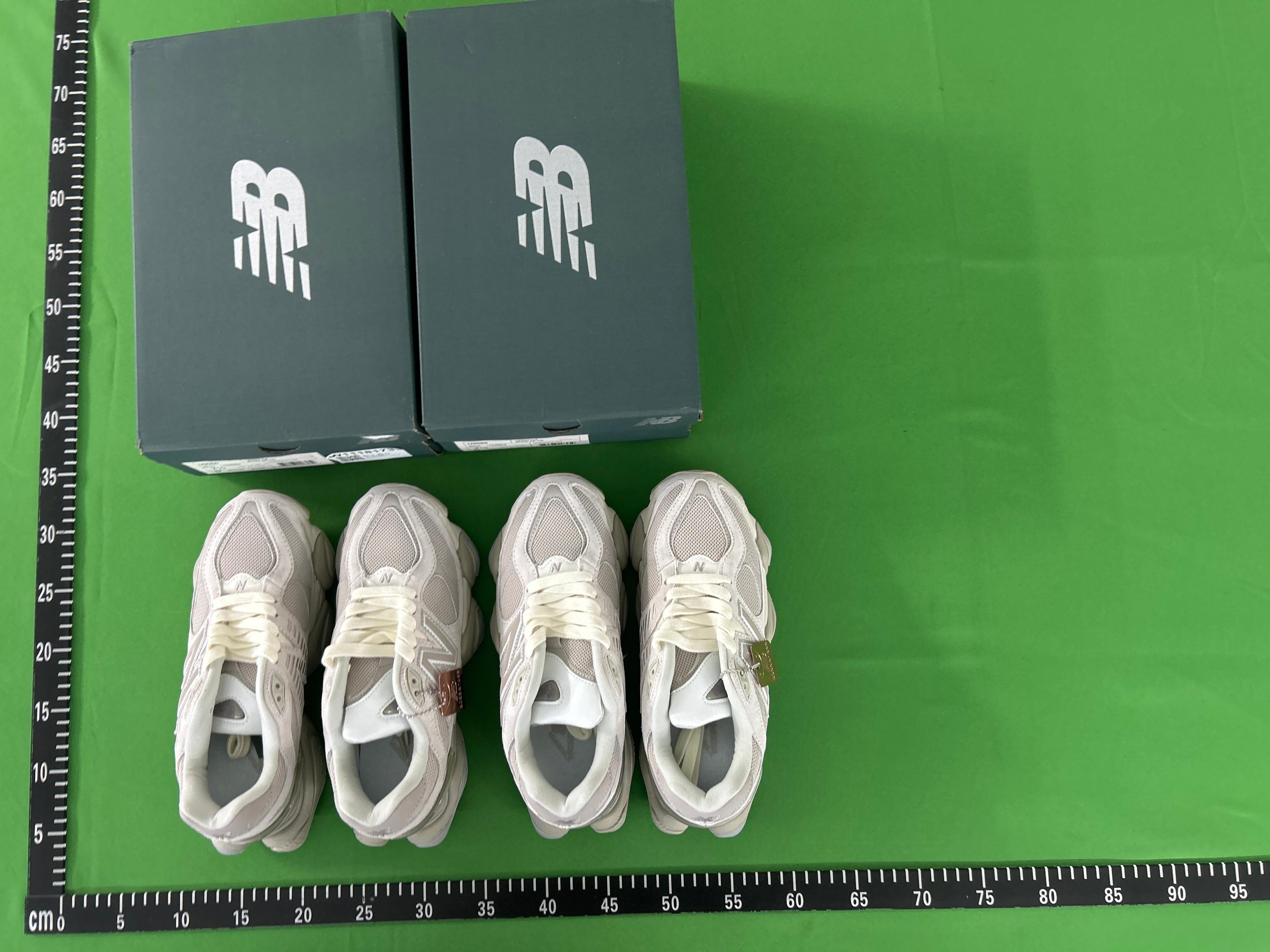 Foto QC 2 de New Balance 9060 Low Triple White U9060NRJ