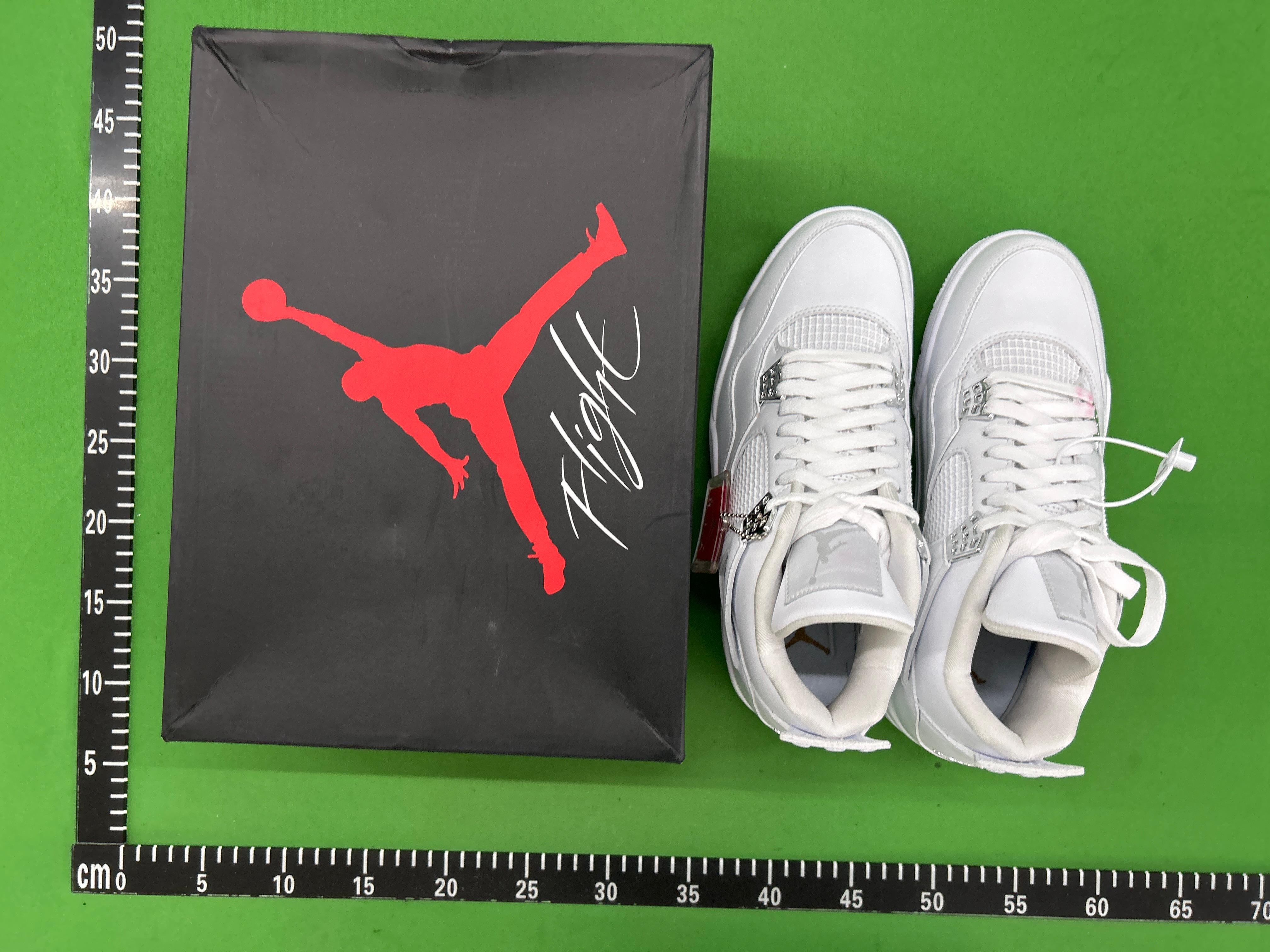 Foto QC 3 de Jordan 4 Retro Fossil AQ9129-200