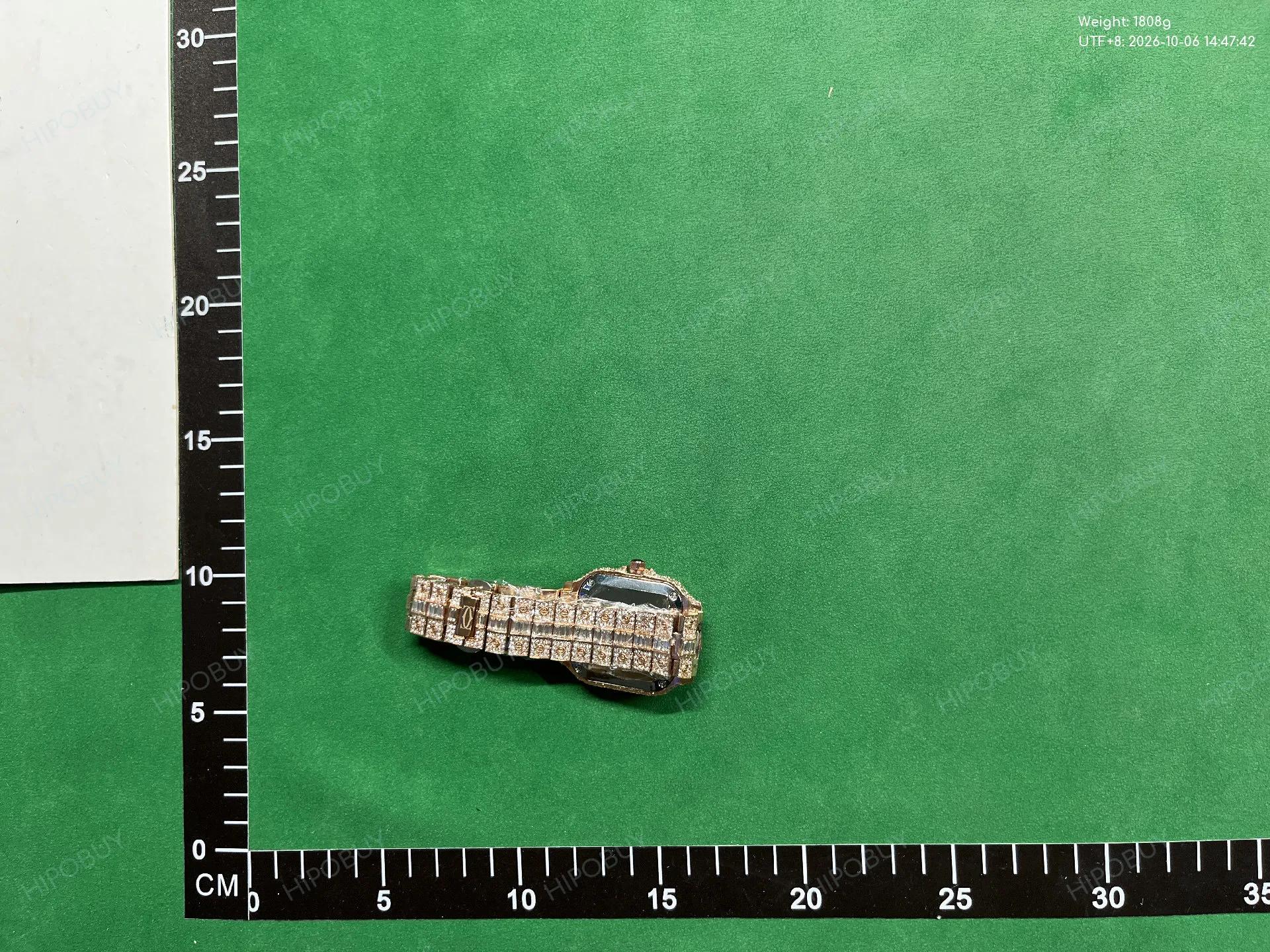 Foto QC 2 de Cartier Santos de Cartier Large Model Arabic Dial Iced Out WSSA0018