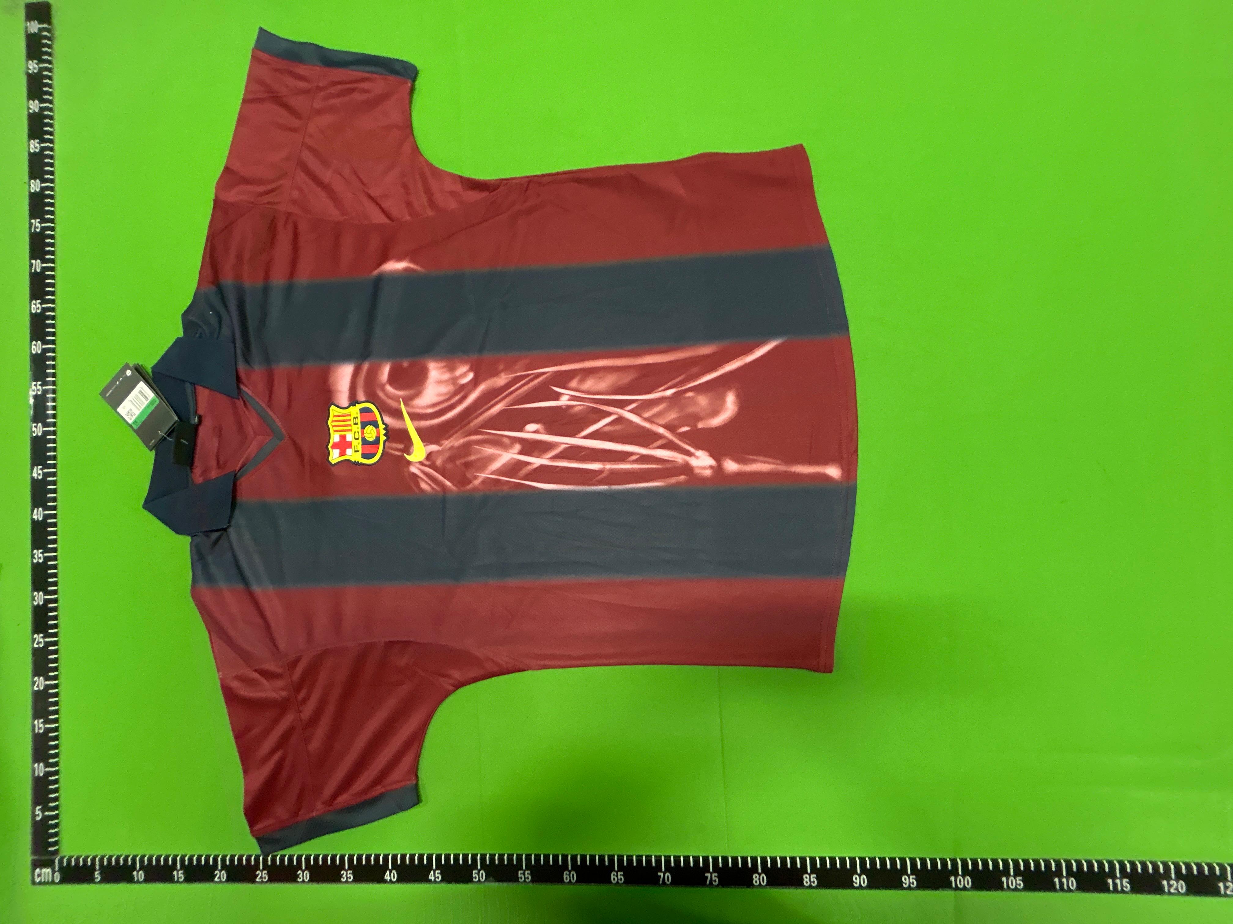 Foto QC 7 de Cactus Jack x Nike x FC Barcelona Retro 2000/01 Home Jersey Multicolor