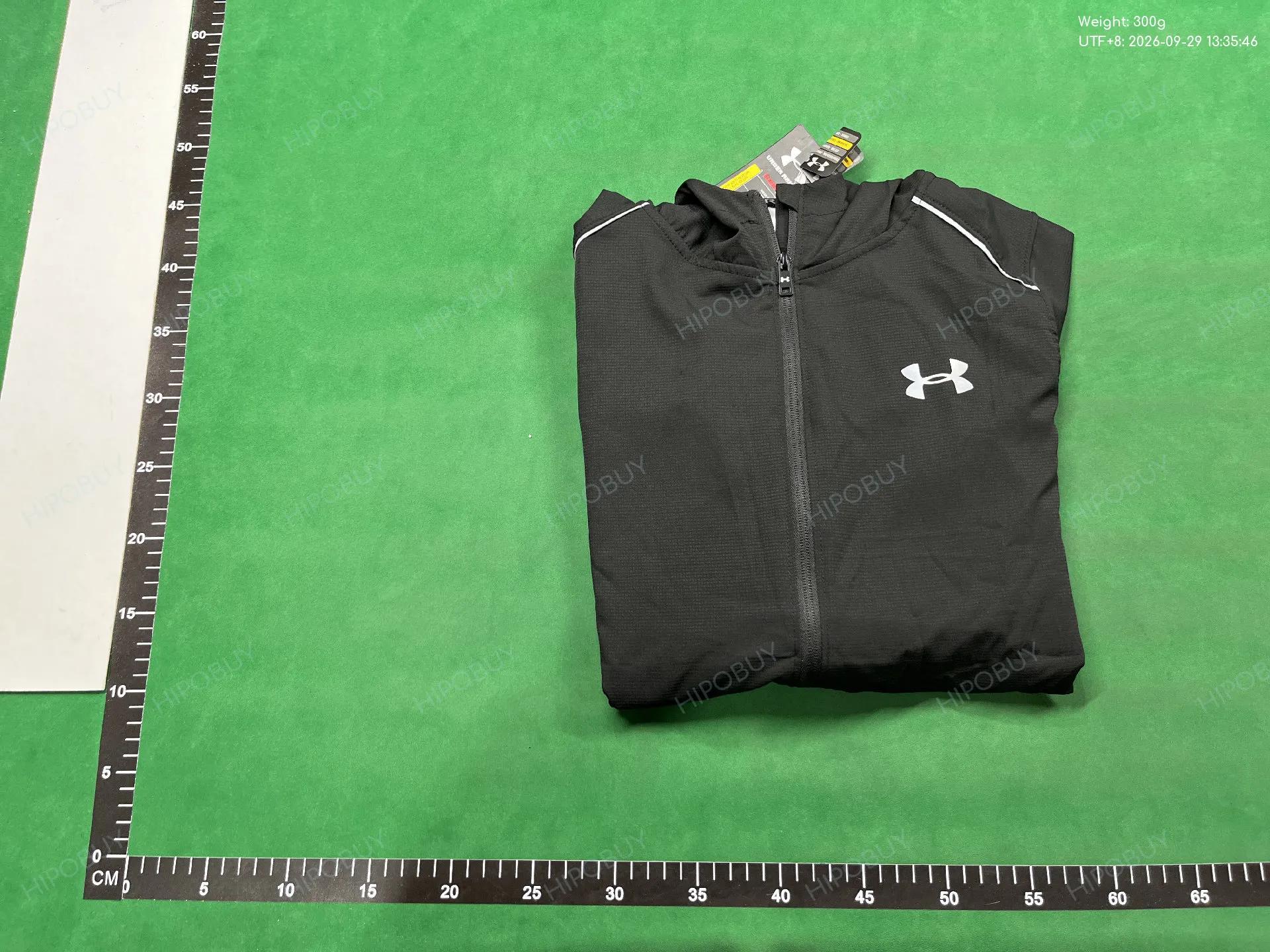 Foto QC 4 de Under Armour Hooded Windbreaker Jacket Black