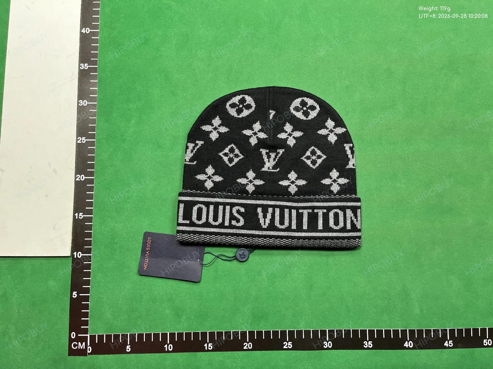 Foto QC 6 de Louis Vuitton Monogram Beanie Brown