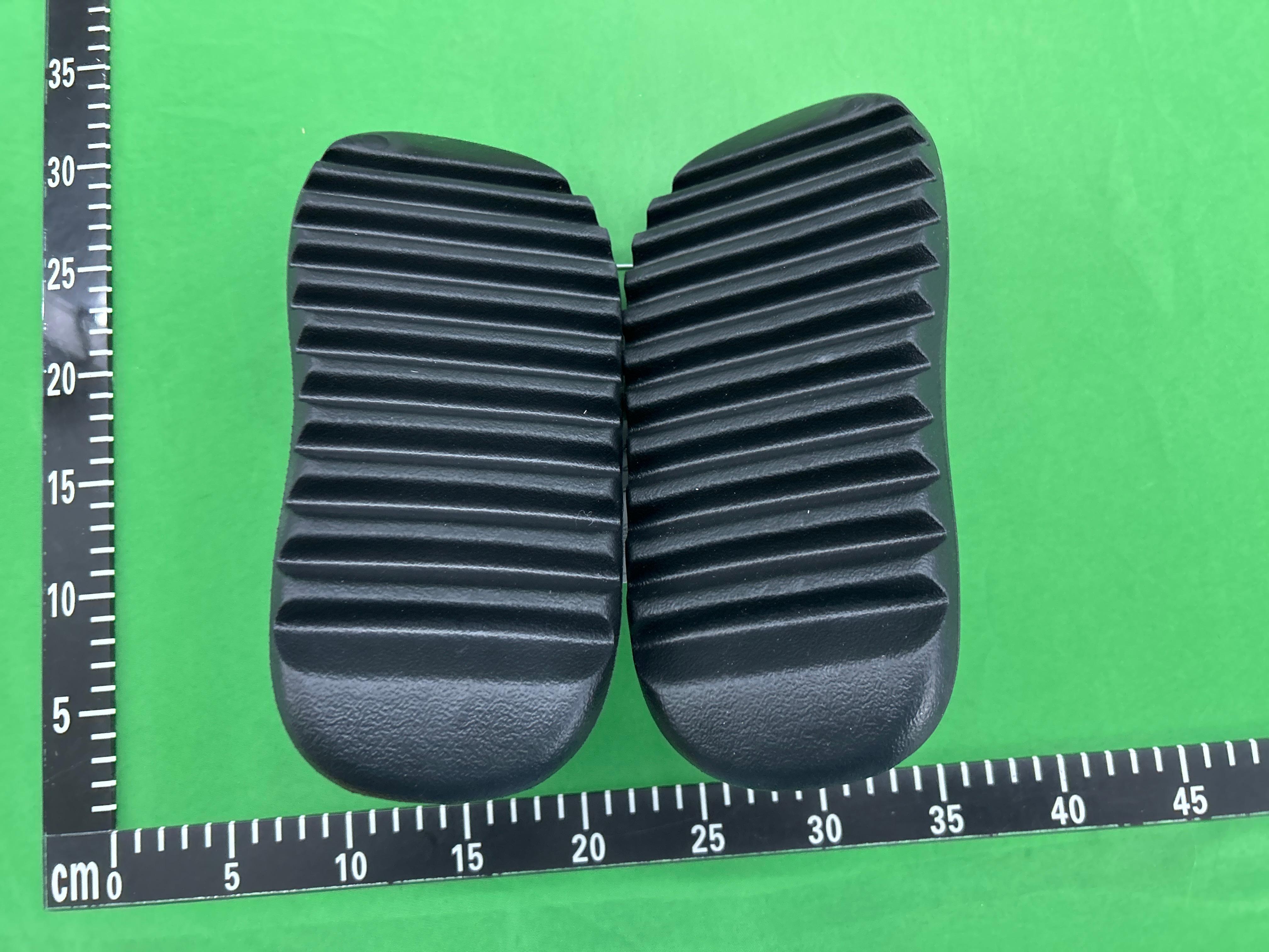 Foto QC 7 de adidas Yeezy Slide EVA Pure D19120920