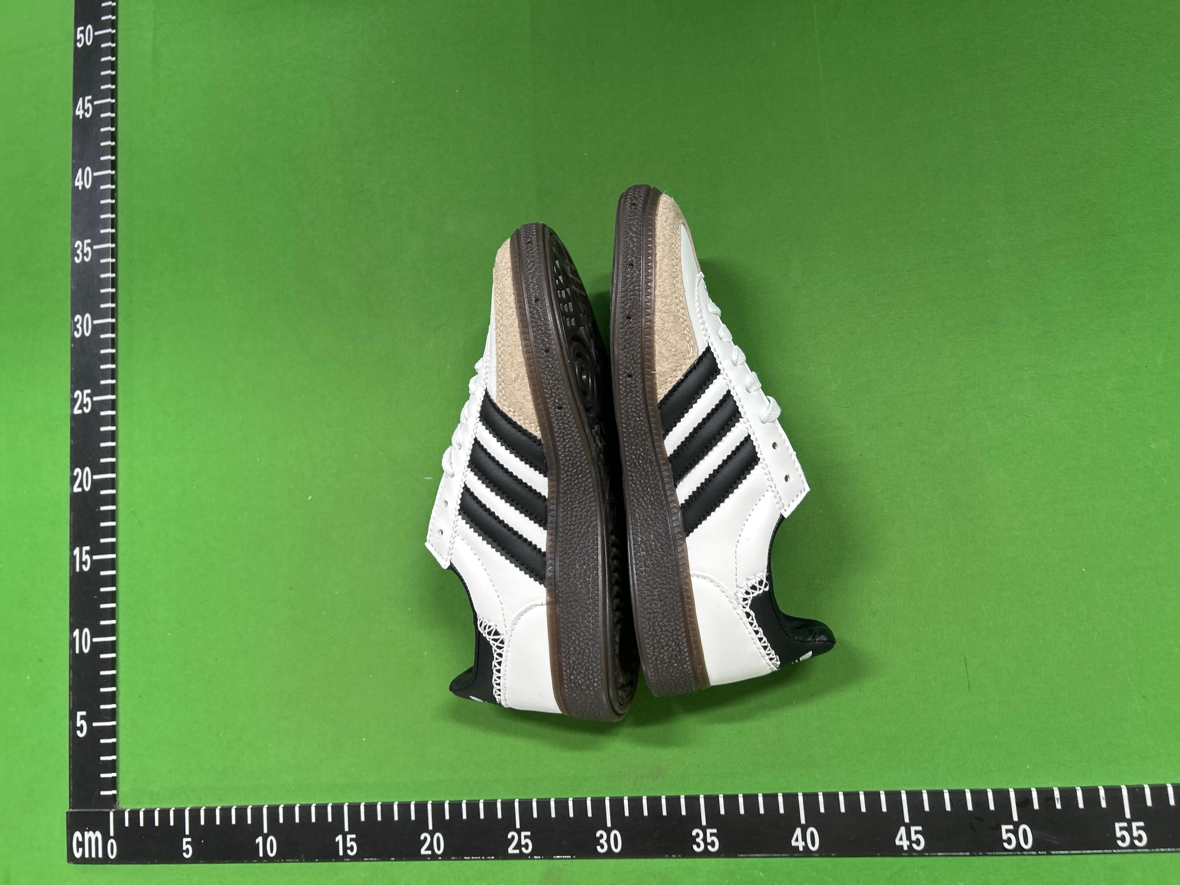 Foto QC 8 de adidas Samba OG Crochet Pack Sand Strata JR9446