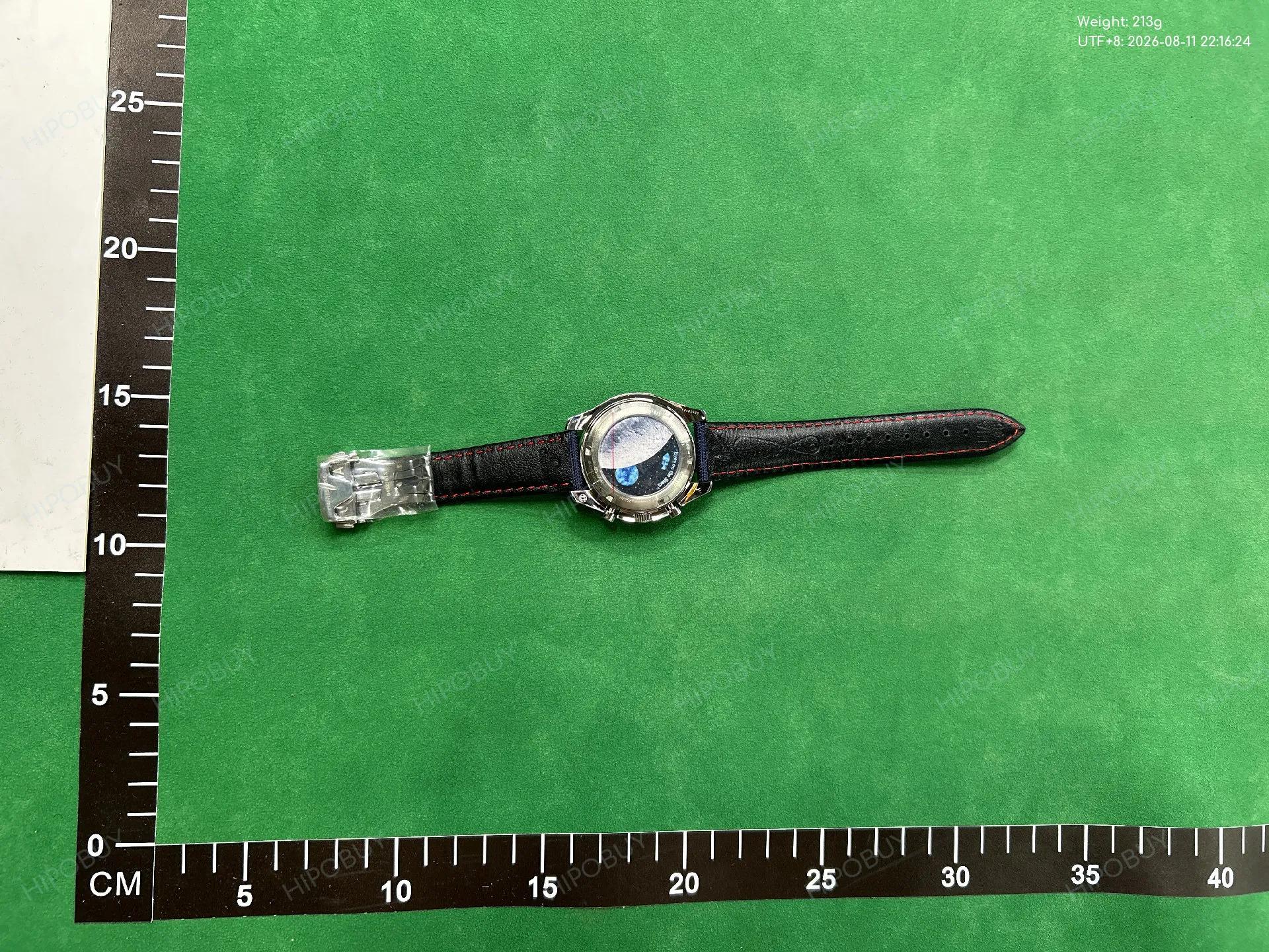 Foto QC 5 de Omega x Snoopy Speedmaster 50th Anniversary N1