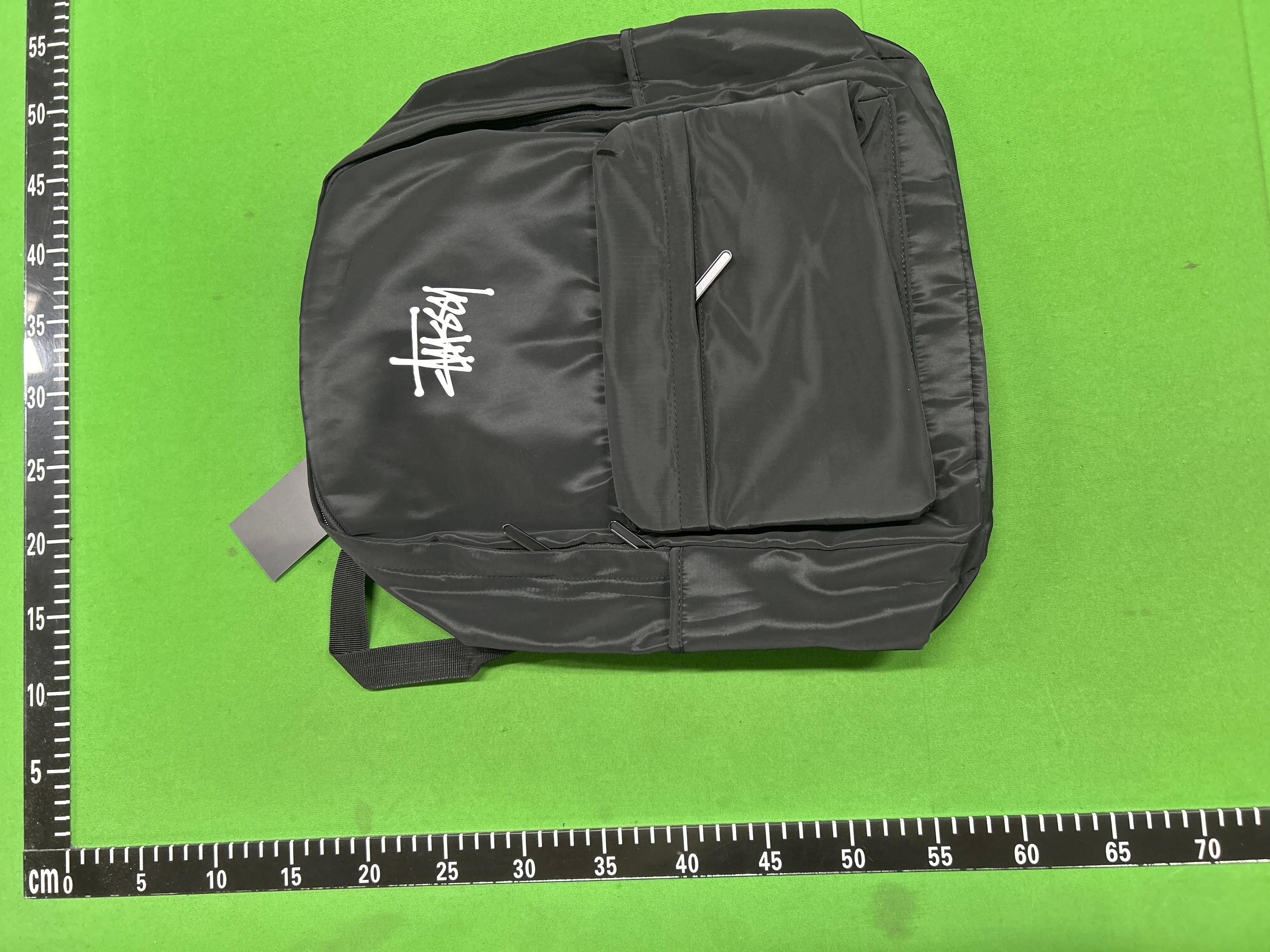 Foto QC 4 de Sprayground x Jon Z 305 Shark Island Backpack 20L Blue Checkered