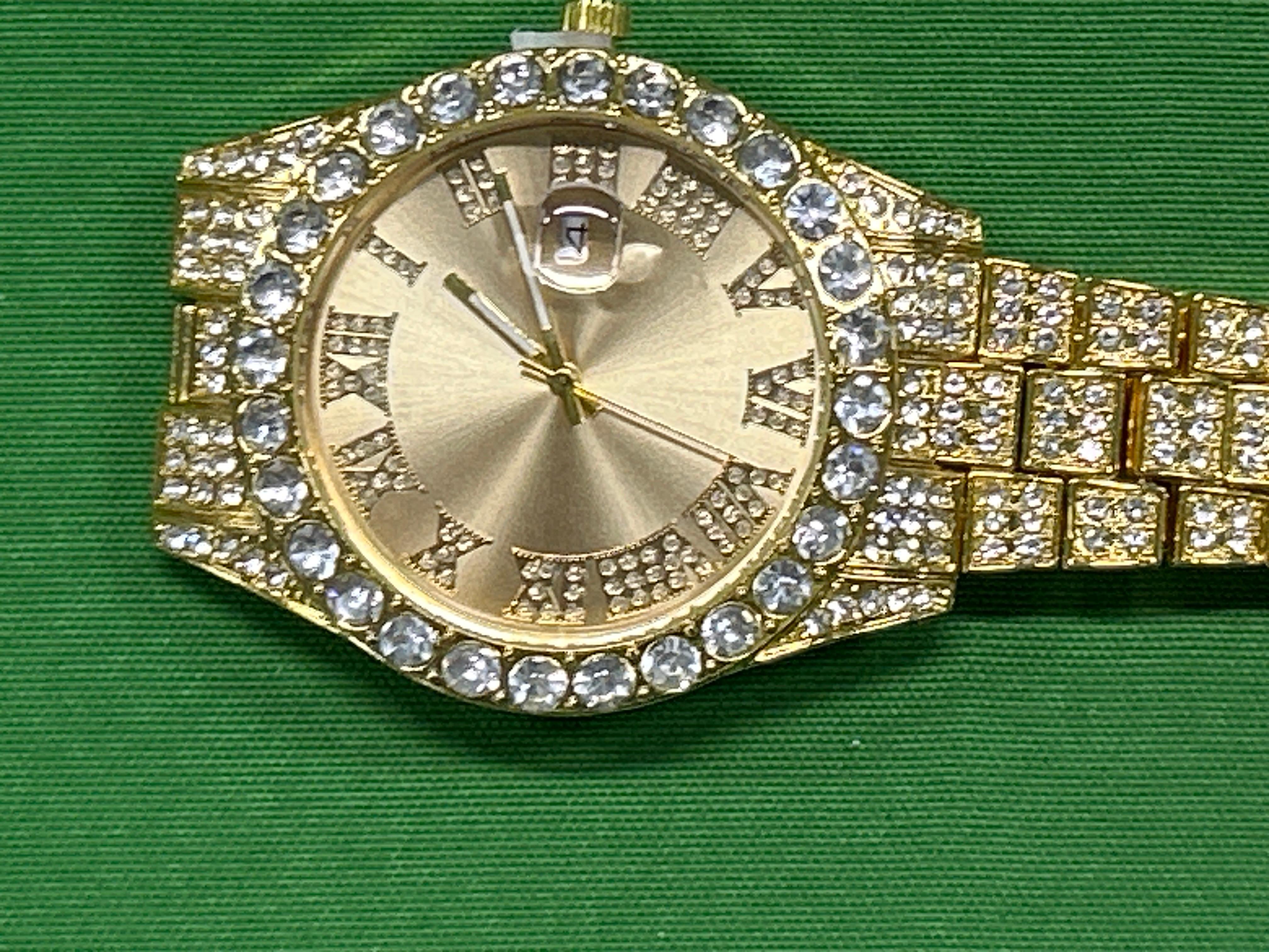 Foto QC 2 de Other Hip Hop Iced Out Roman Numeral Watch