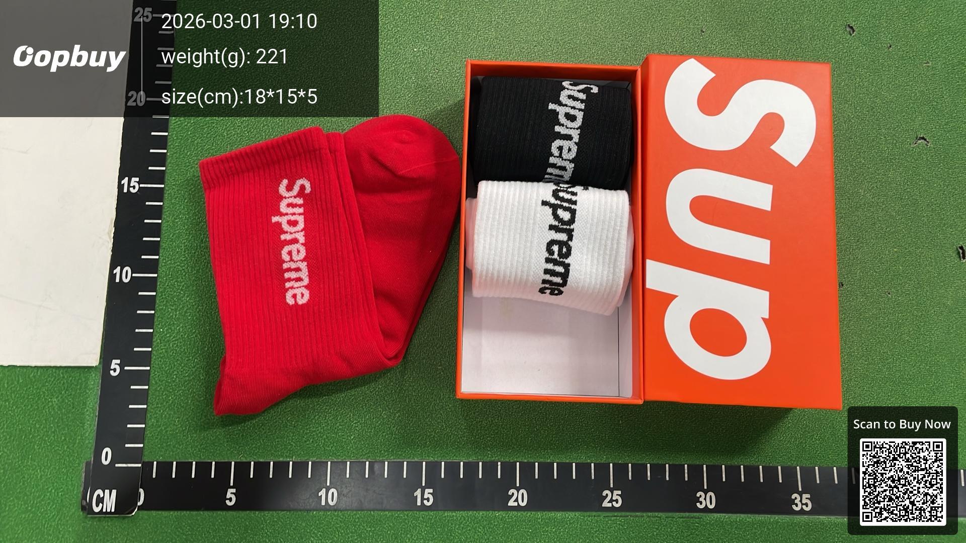 Foto QC 3 de Supreme Crew Socks Logo Multi-Color