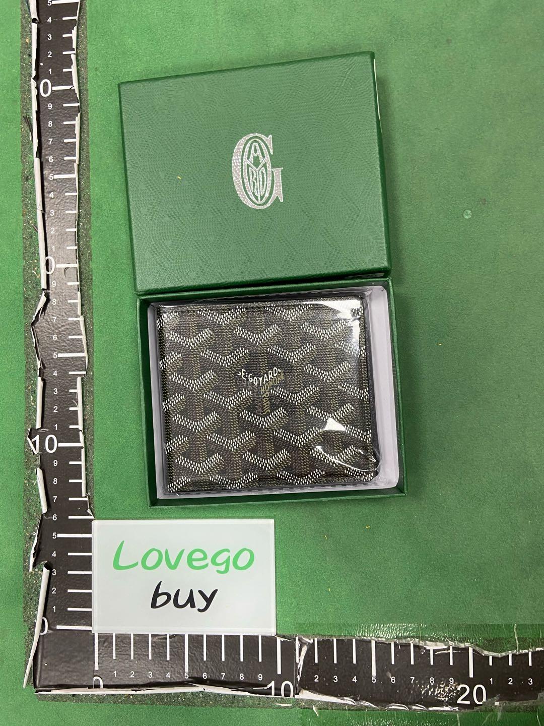 Foto QC 3 de Goyard Victoire Wallet Goyardine Sky Blue