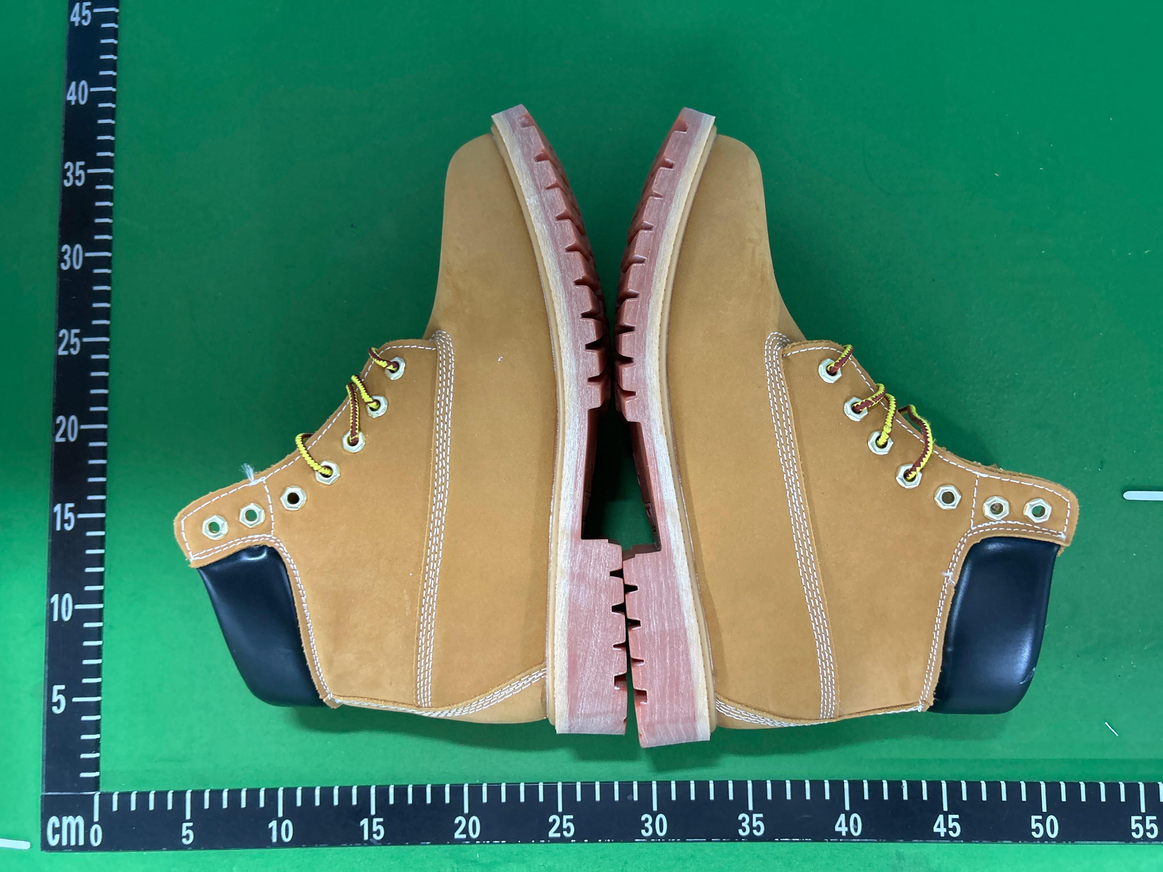 Foto QC 4 de Louis Vuitton x Timberland 6-Inch Ankle Boot Nubuck Wheat Monogram EDDR1022ZML