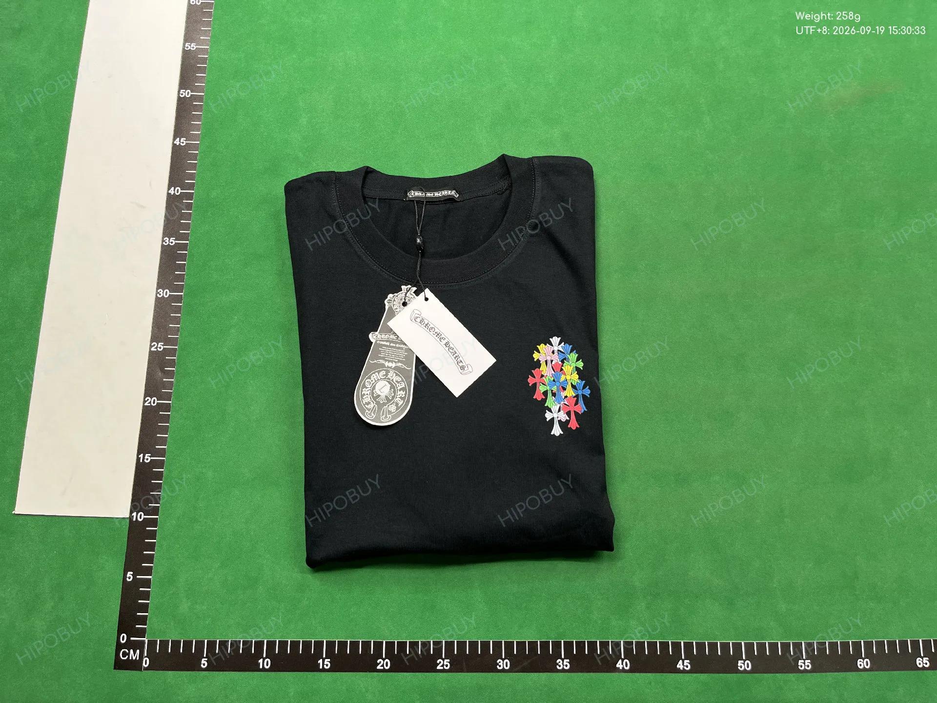 Foto QC 8 de Chrome Hearts T-shirt Multi Color Cross Cemetery White