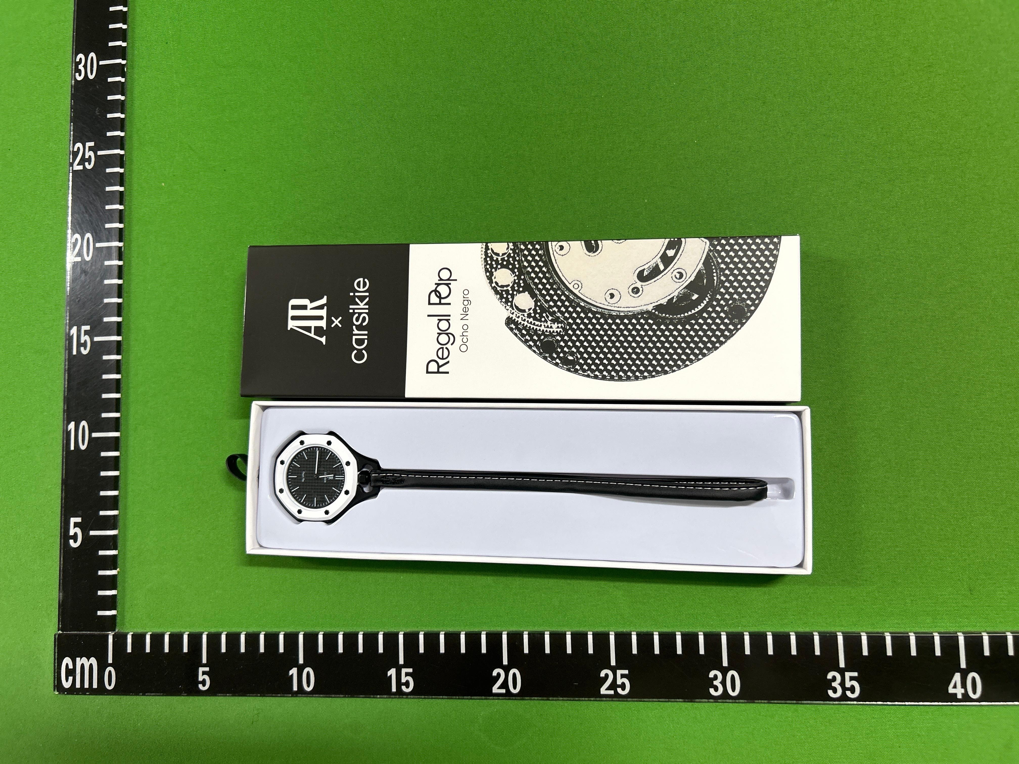 Foto QC 7 de Carsikie x AR Regal Pop Quartz Pocket Watch