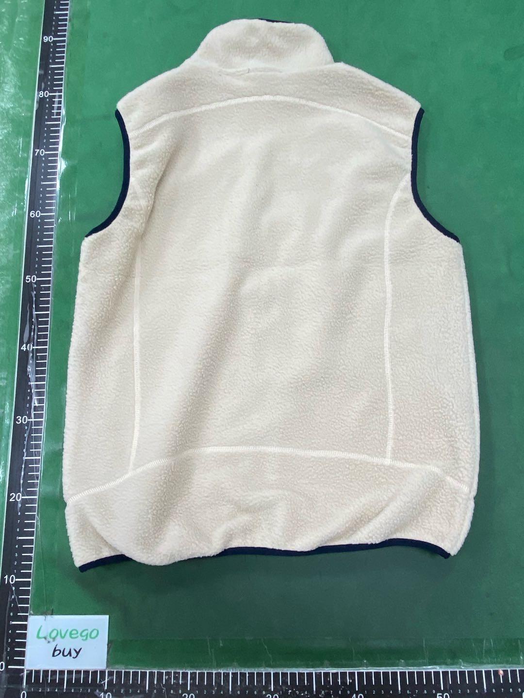 Foto QC 3 de Patagonia Classic Retro-X Vest Fleece Natural