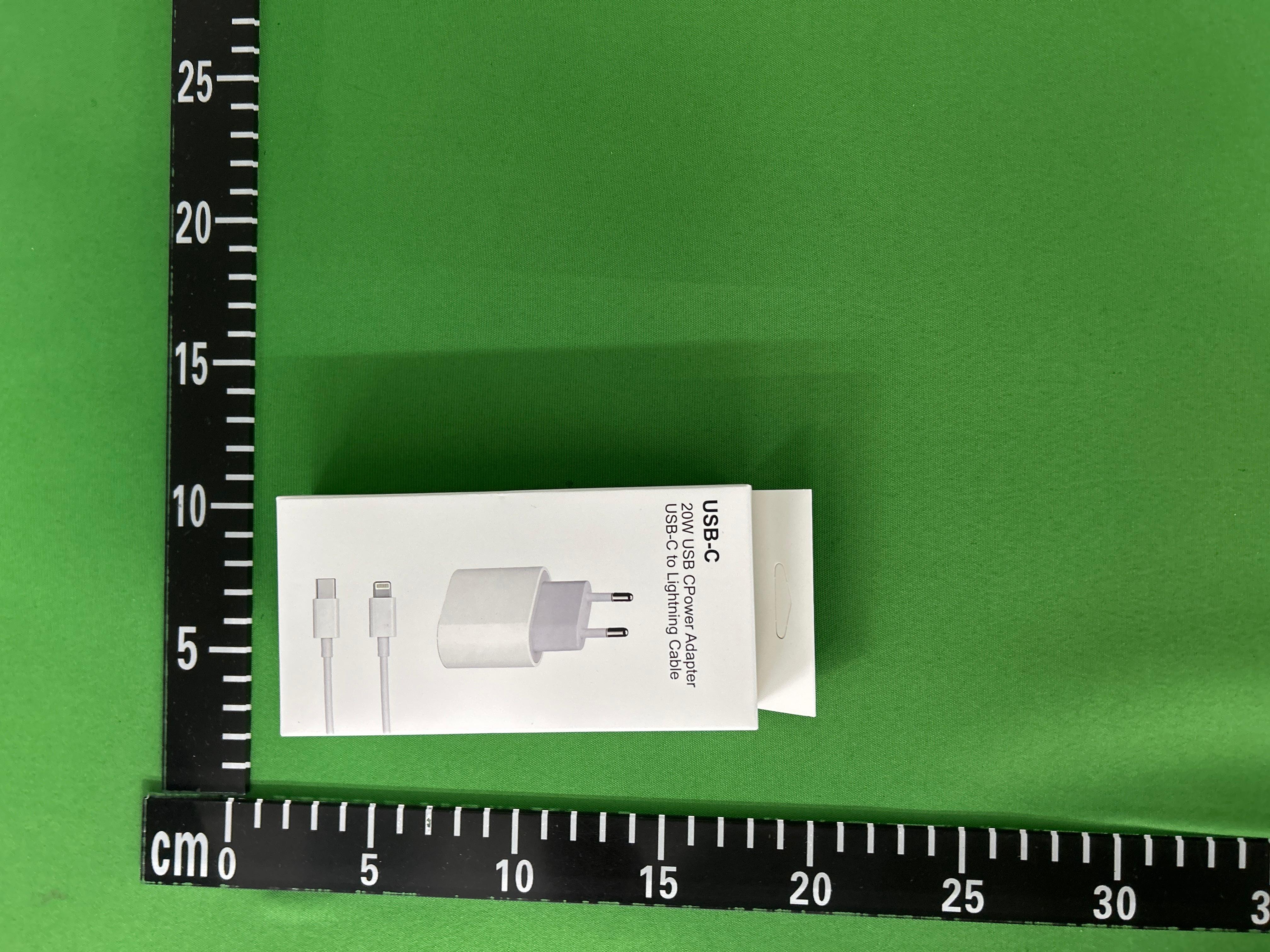 Foto QC 3 de Apple 20W USB-C Power Adapter for iPhone 14 White