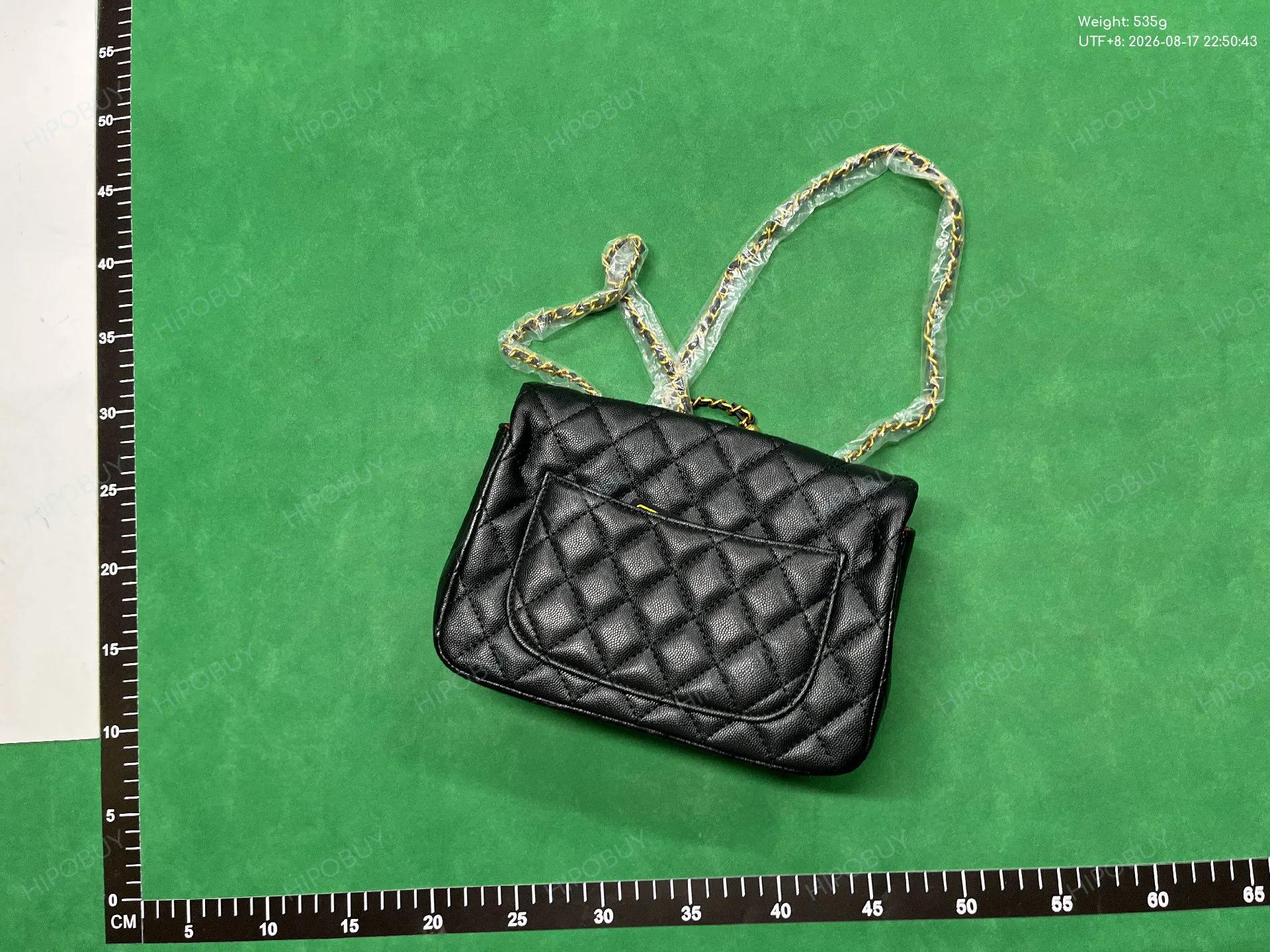 Foto QC 5 de Chanel Pearl Crush Classic Flap Mini Black Caviar
