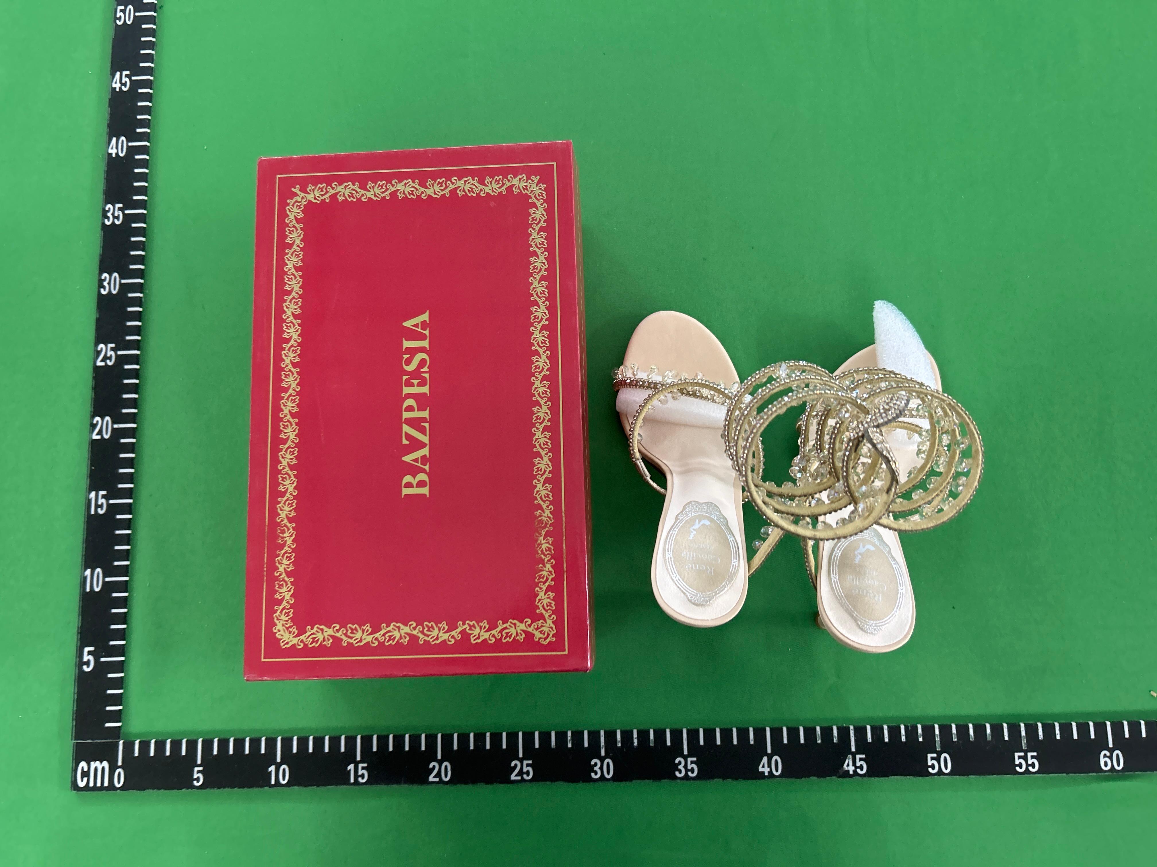 Foto QC 4 de Rene Caovilla Chandelier Satin Sandals Crystal Embellished Champagne