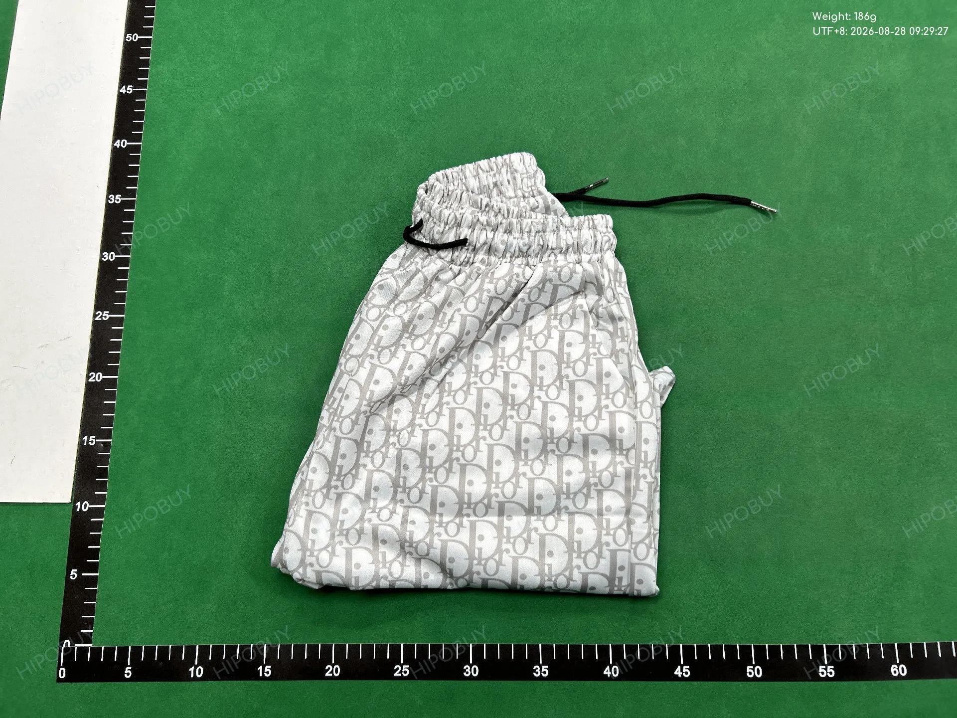 Foto QC 8 de Dior Oblique Shorts Grey White
