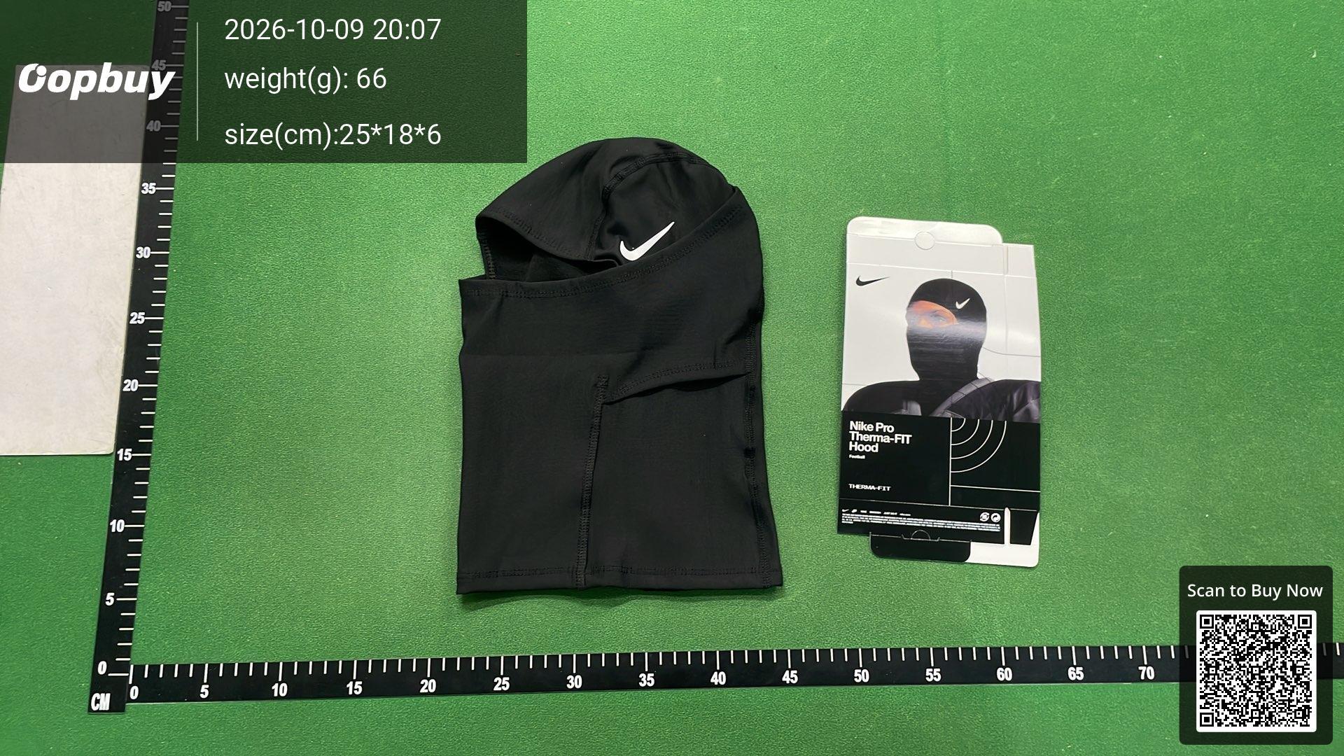 Foto QC 3 de Supreme Heat Reactive Balaclava Leopard