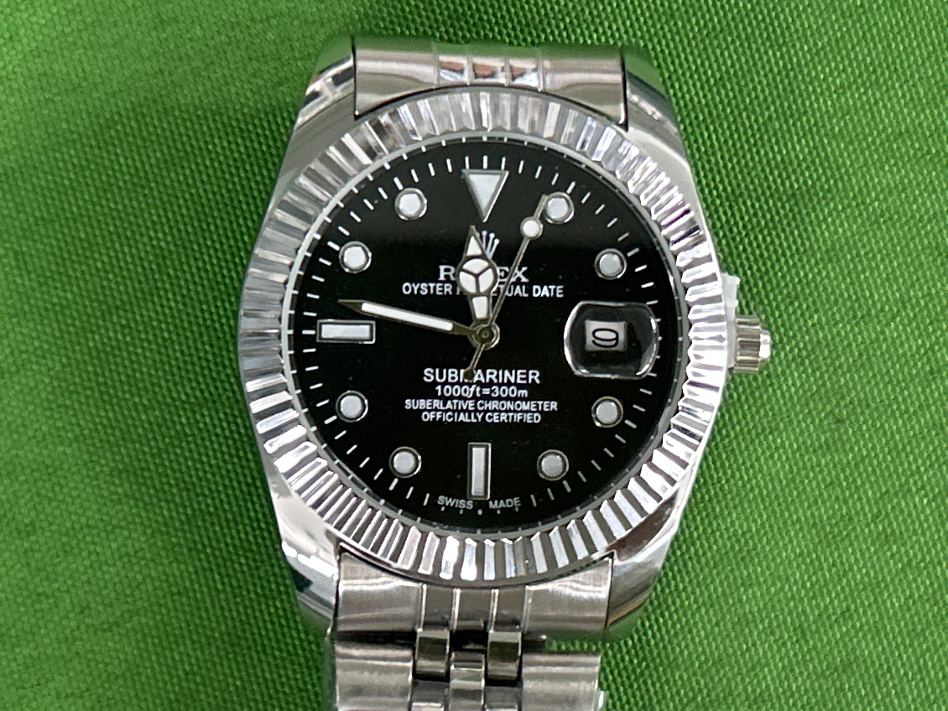 Foto QC 3 de Rolex Submariner Date 126610LN