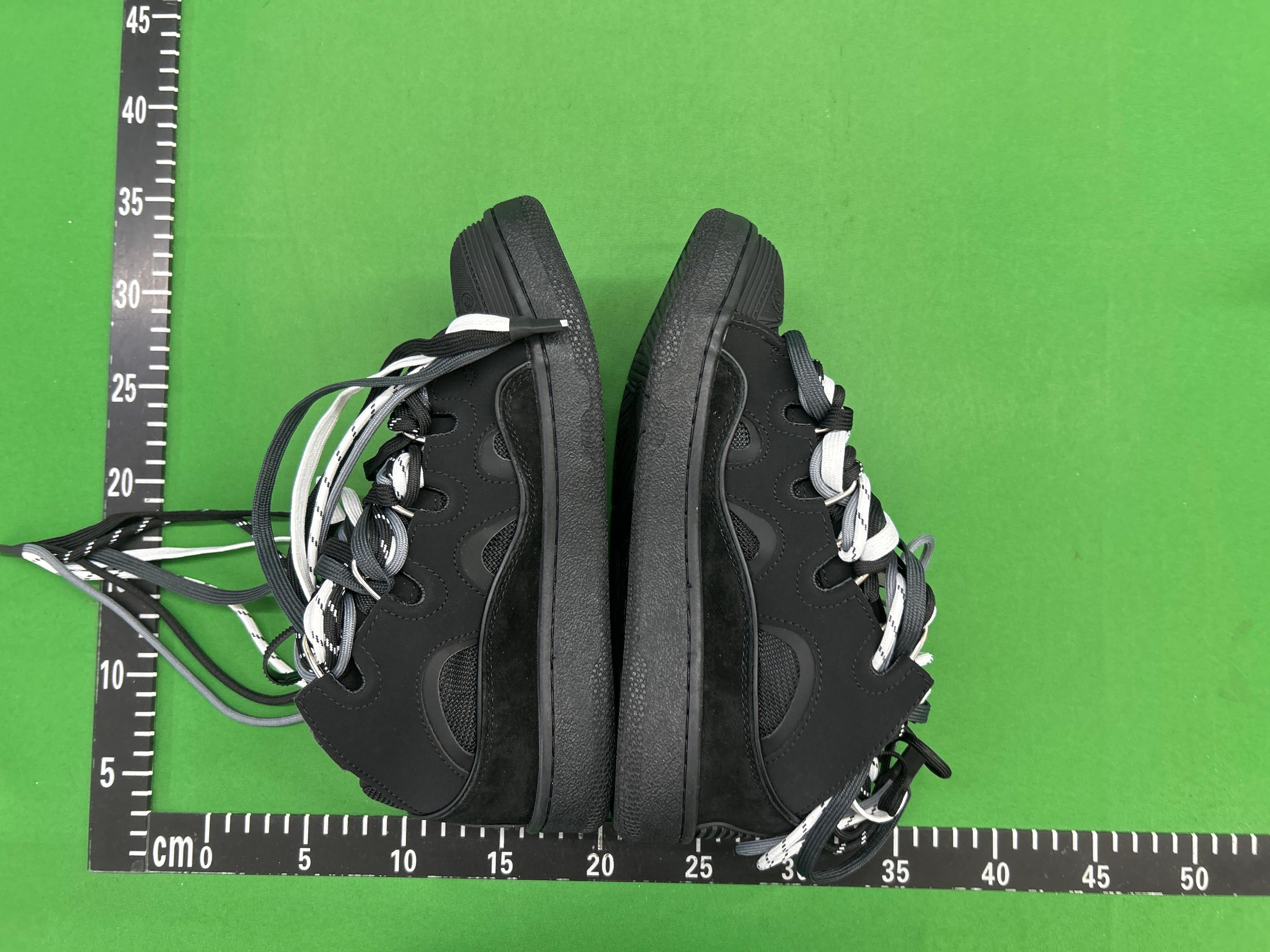 Foto QC 6 de Lanvin Curb Low Black White