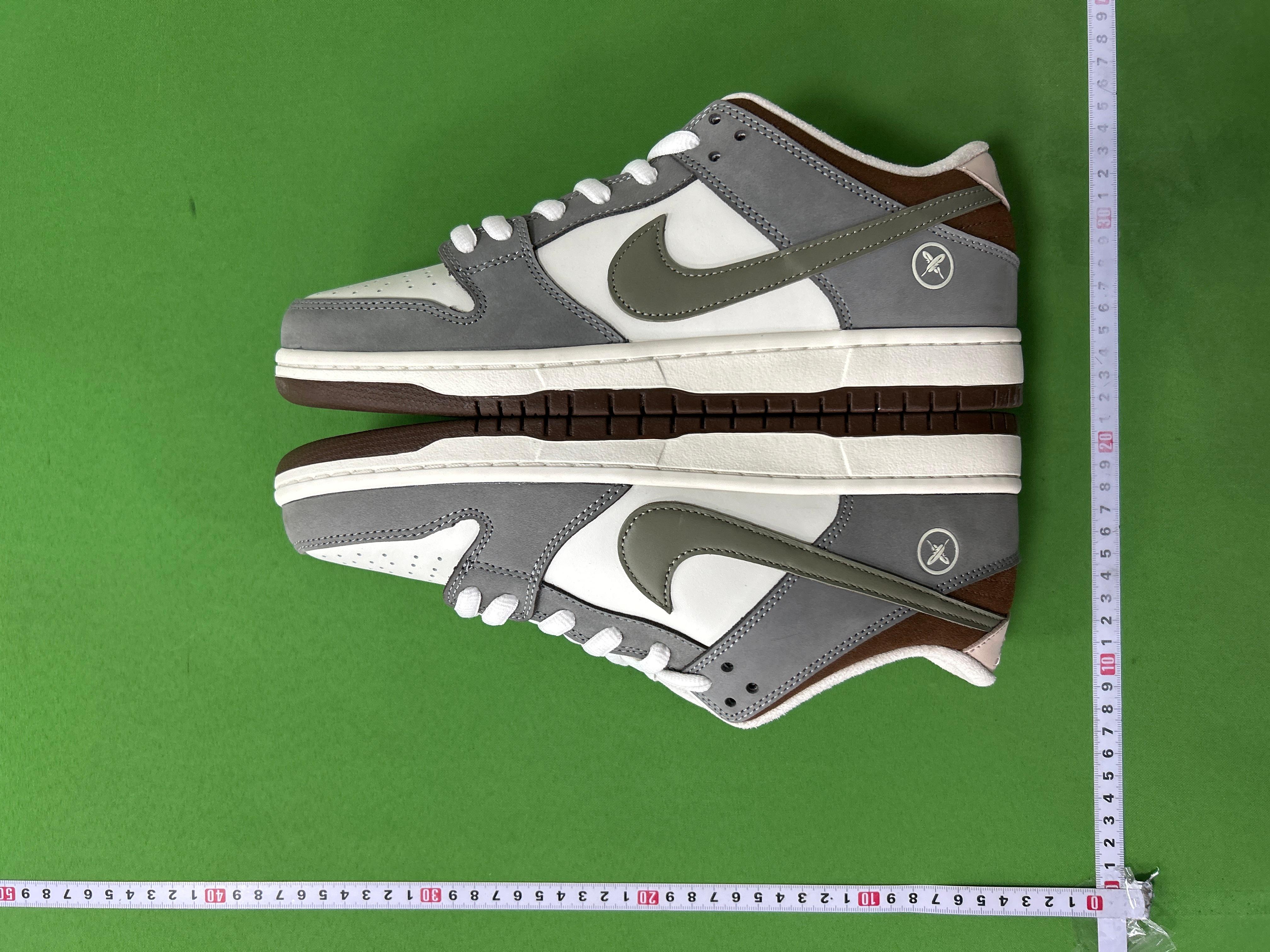 Foto QC 3 de Nike SB Dunk Low Pro White Gum CD2563-101