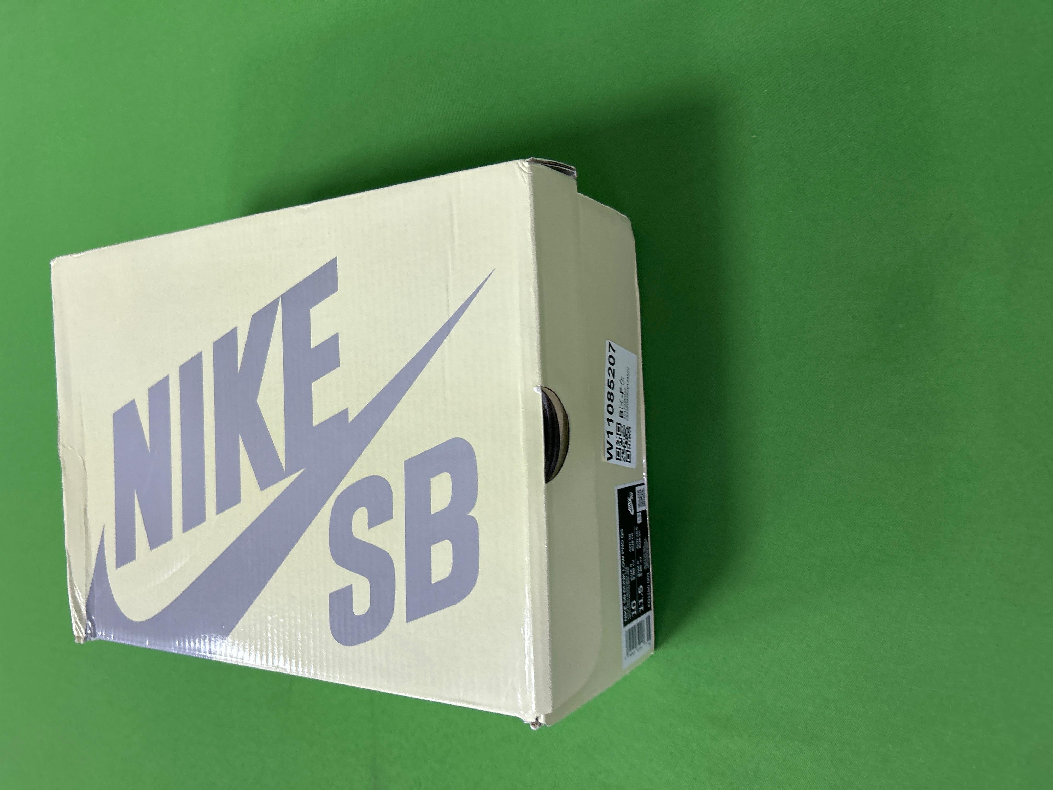 Foto QC 8 de Nike SB Dunk Low Pro White Gum CD2563-101