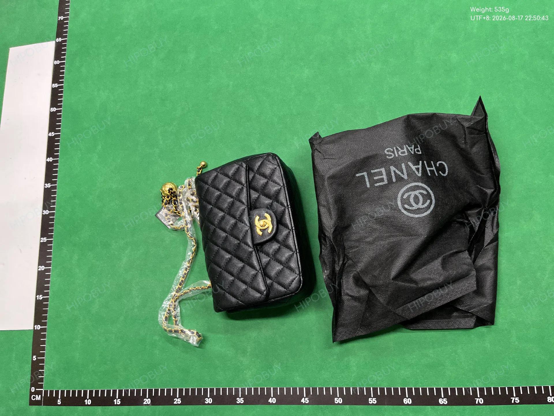 Foto QC 6 de Chanel Pearl Crush Classic Flap Mini Black Caviar