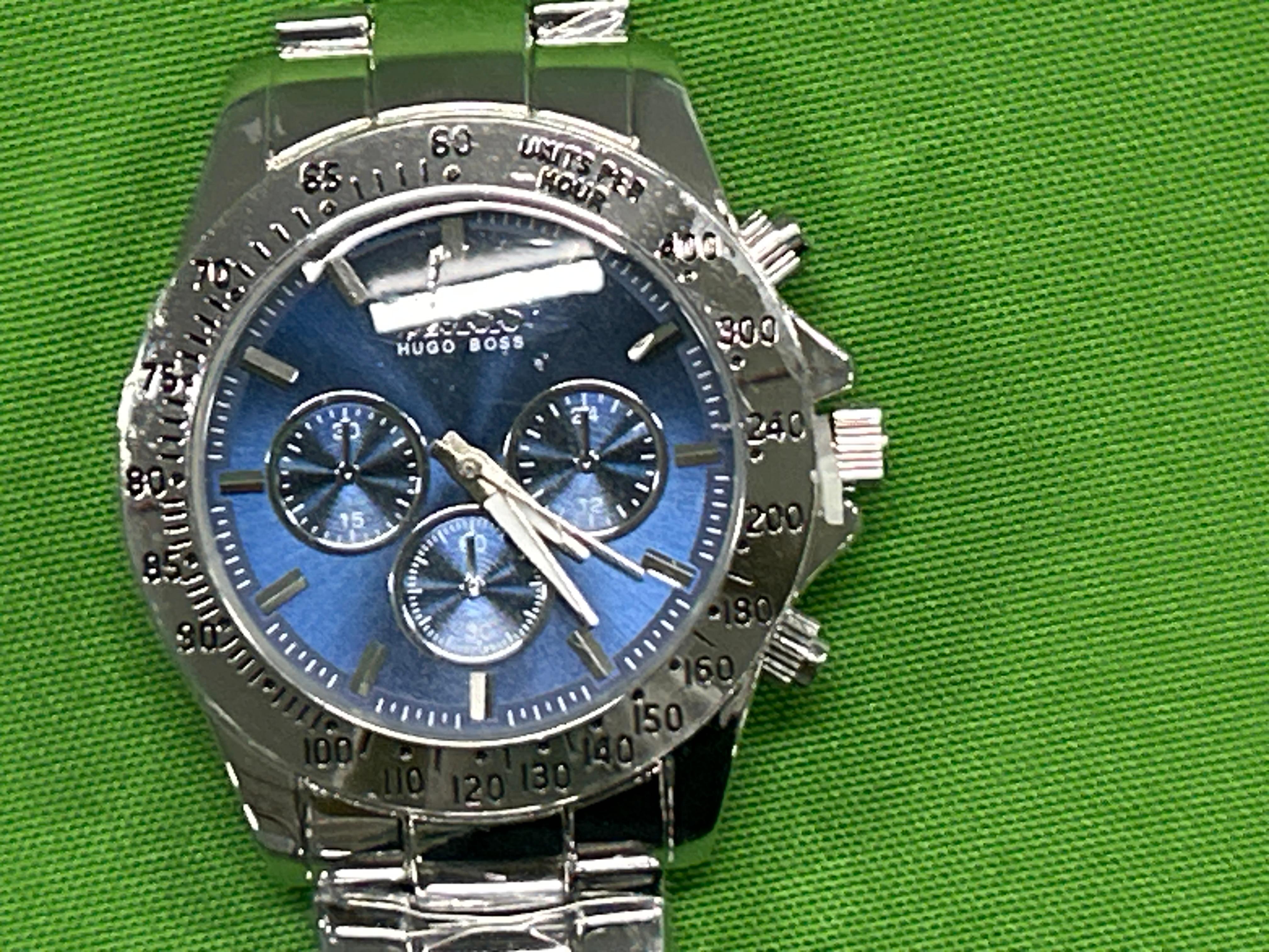 Foto QC 2 de Boss Chronograph