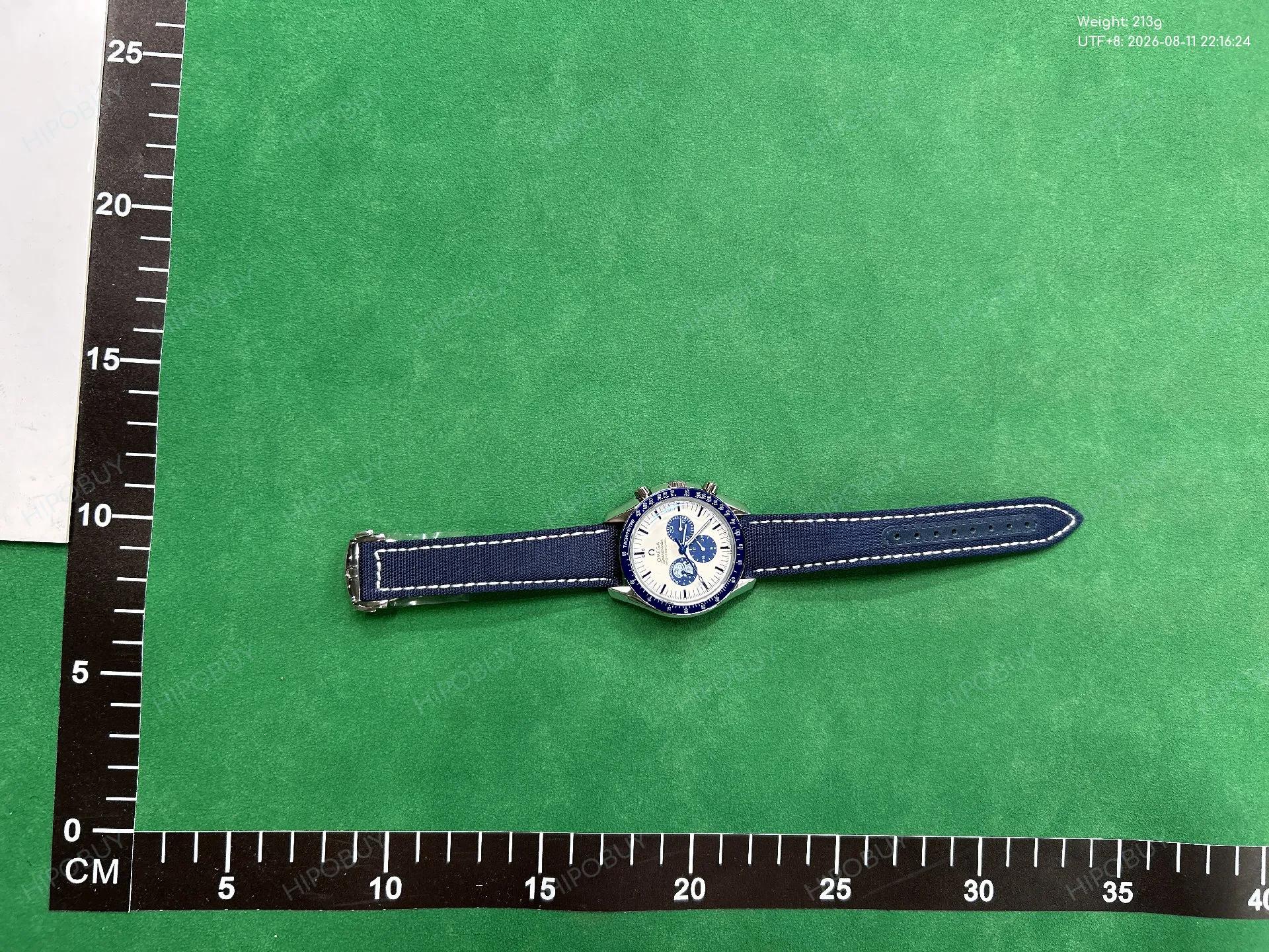 Foto QC 4 de Omega x Snoopy Speedmaster 50th Anniversary N1