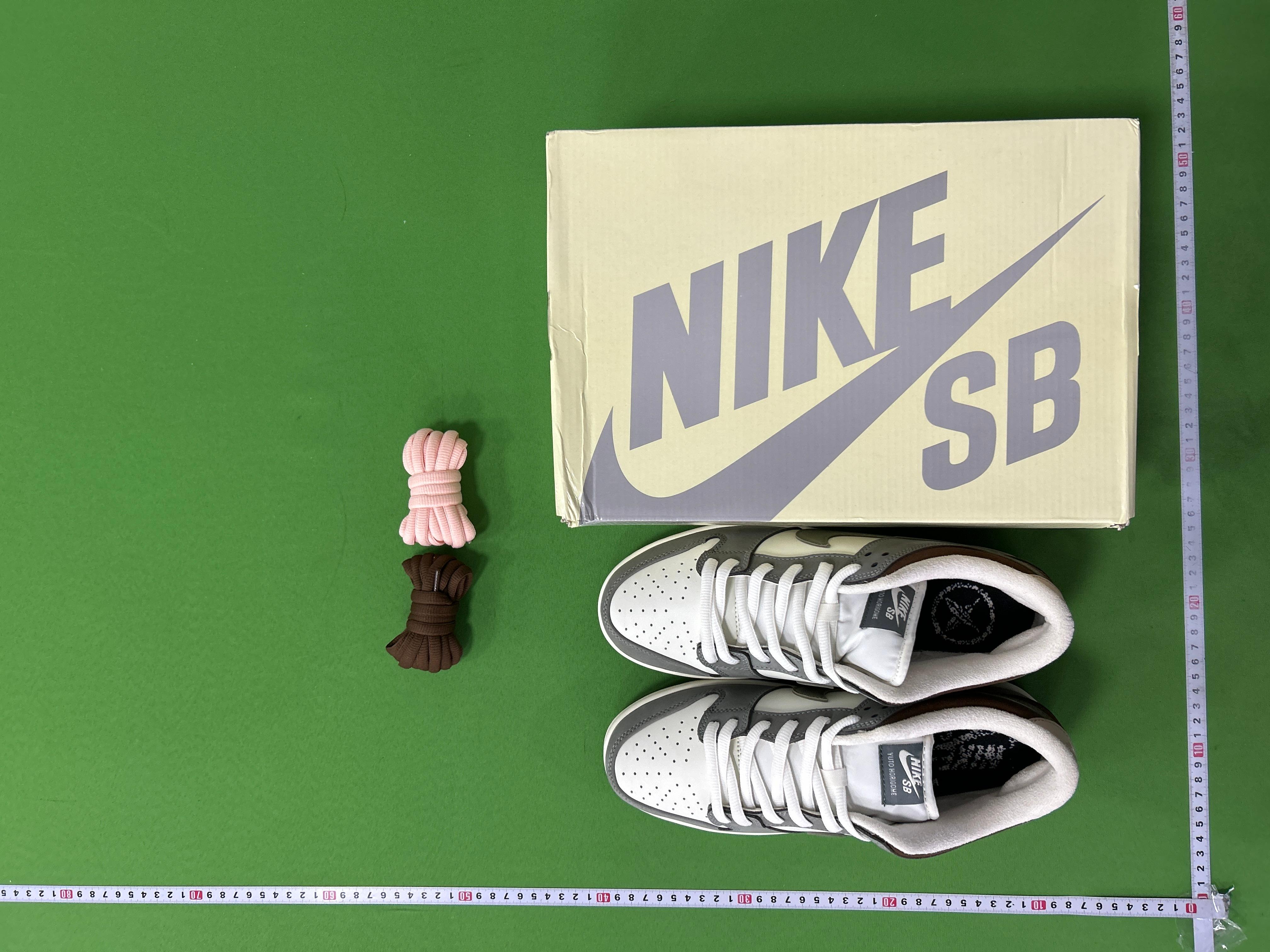 Foto QC 1 de Nike SB Dunk Low Pro White Gum CD2563-101