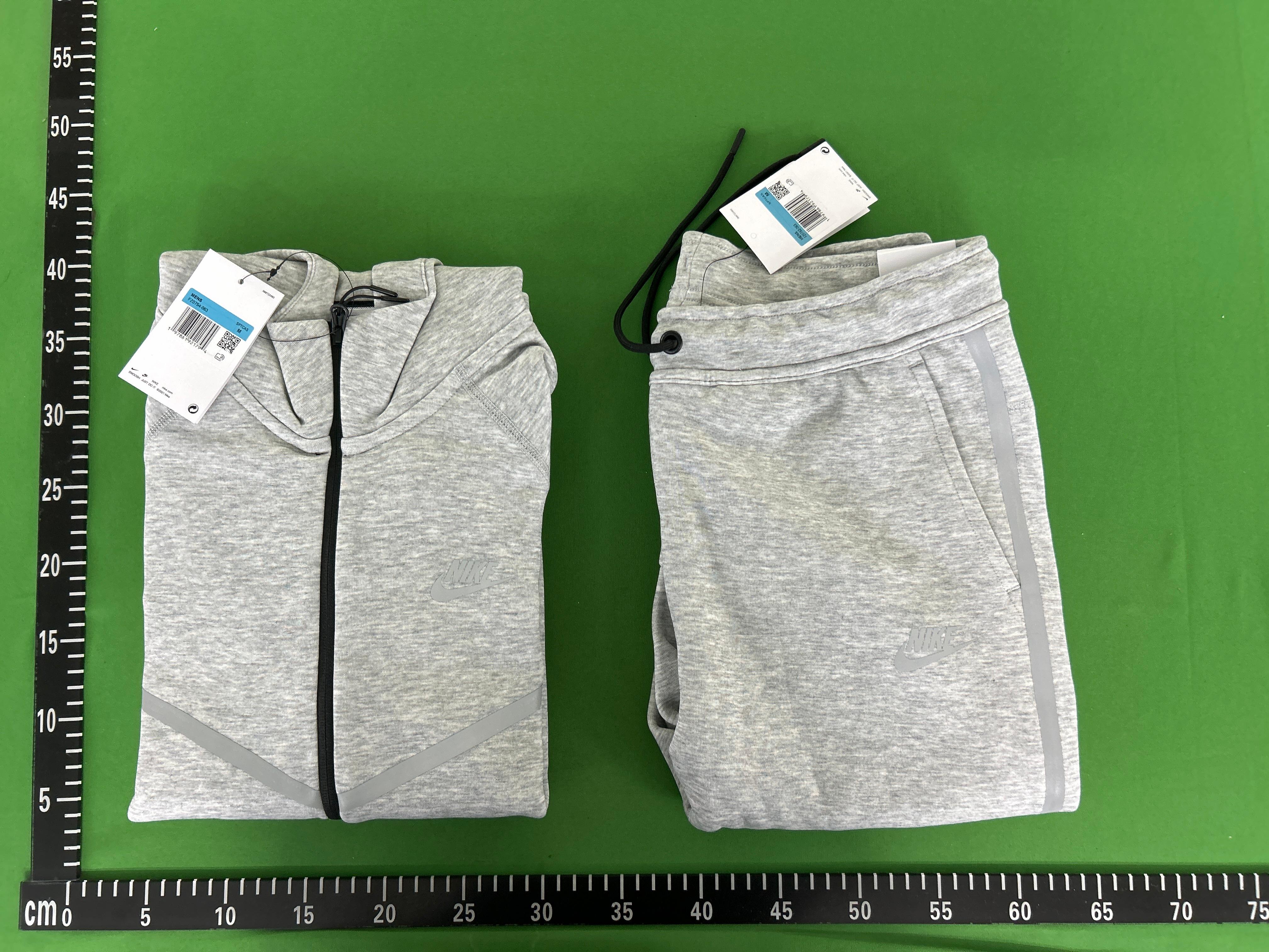 Foto QC 5 de Represent Sweatpants Panelled Black