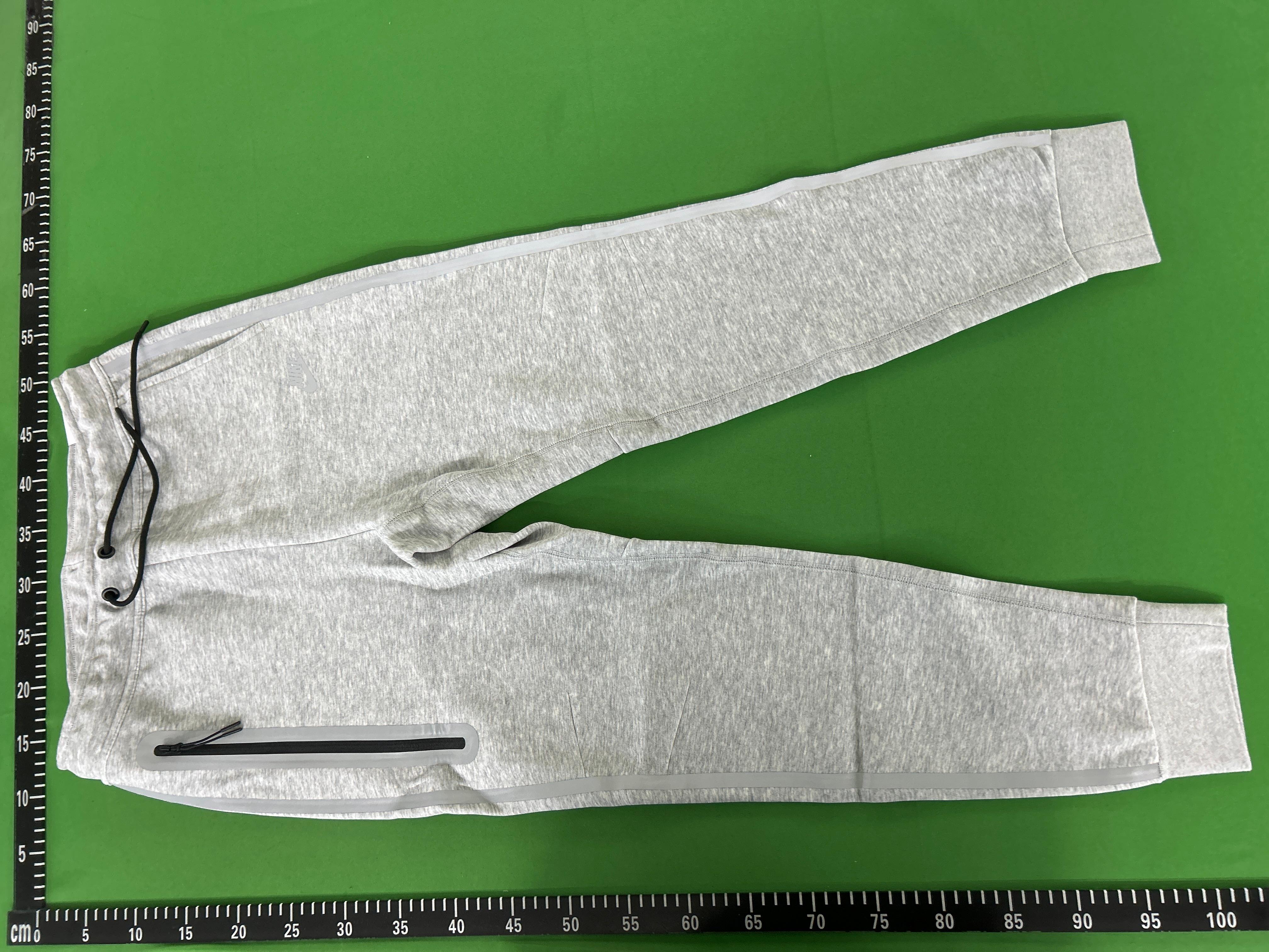 Foto QC 7 de Represent Sweatpants Panelled Black