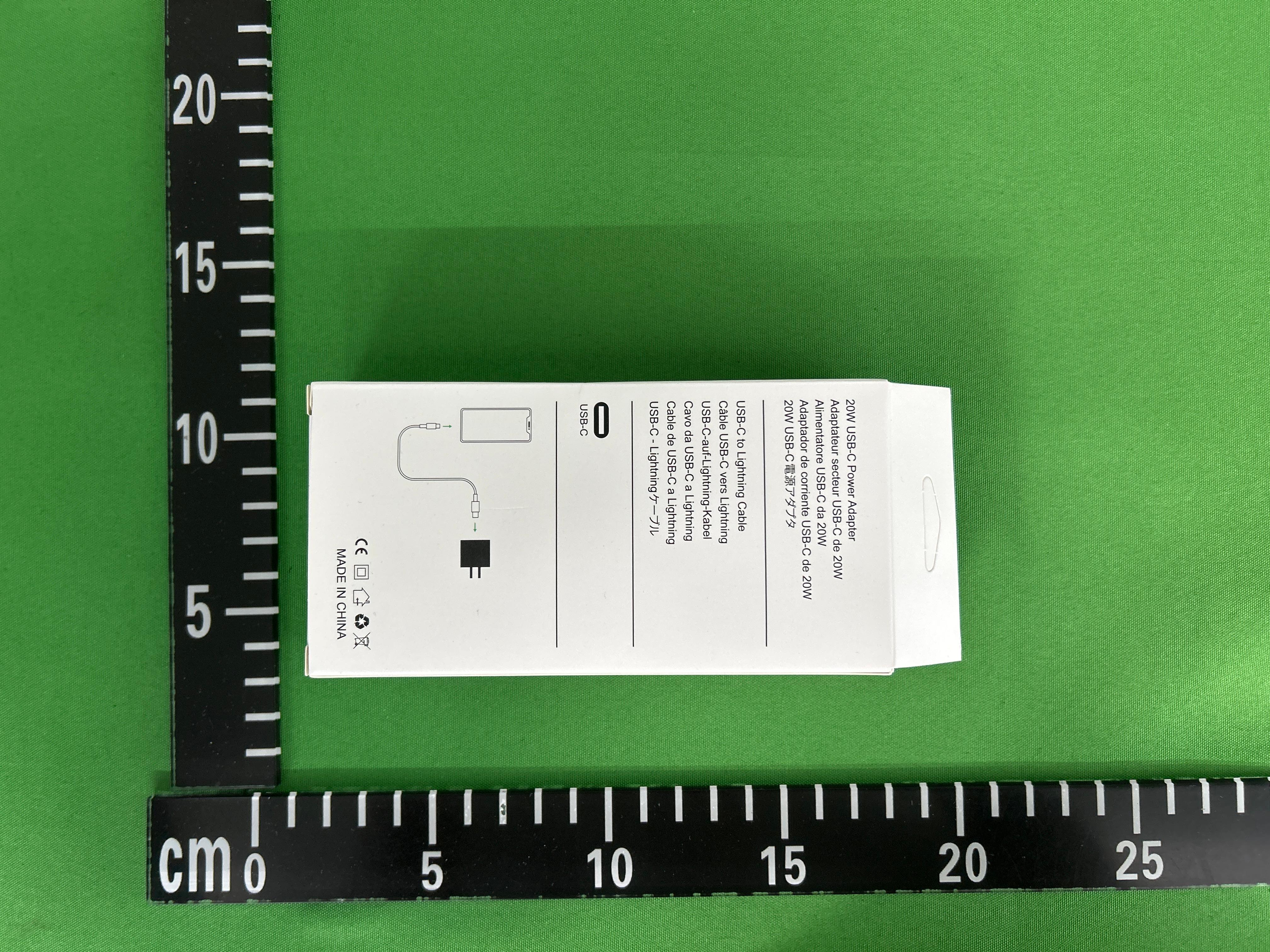 Foto QC 4 de Apple 20W USB-C Power Adapter for iPhone 14 White