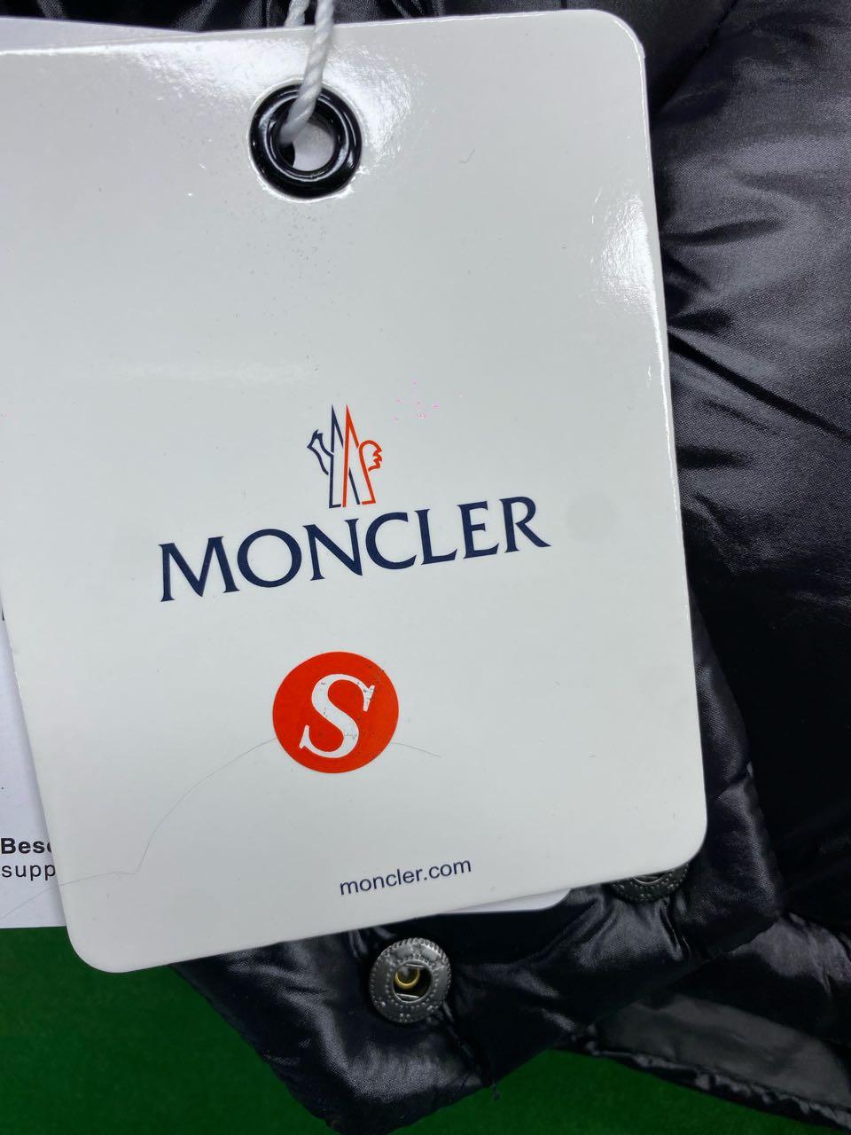Foto QC 7 de Moncler Puffer Vest Glossy Hooded Tricolor Stripe Black