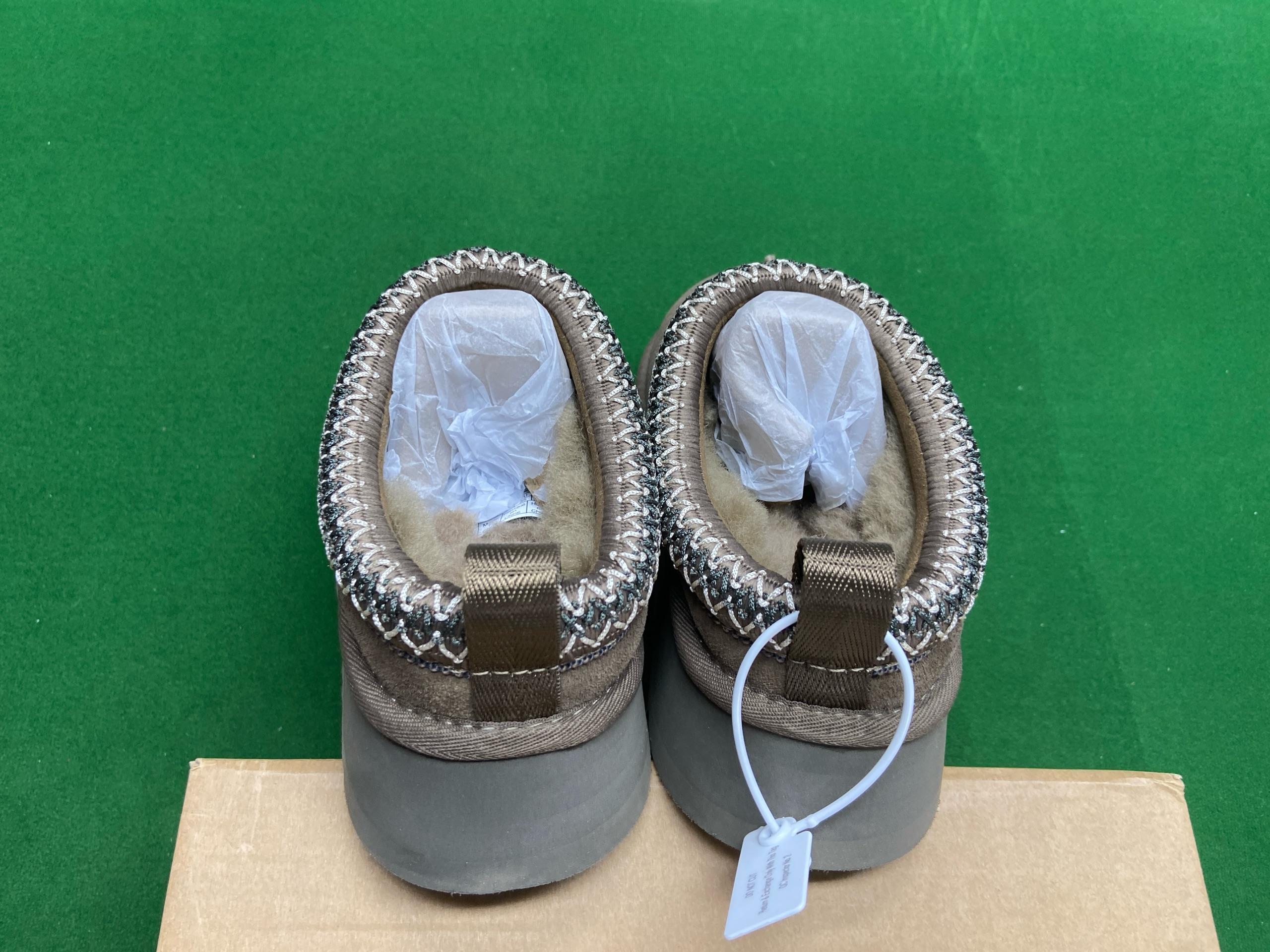 Foto QC 2 de UGG Lowmel Love '25 Jasmine Tropical Pink 1172170-JNT
