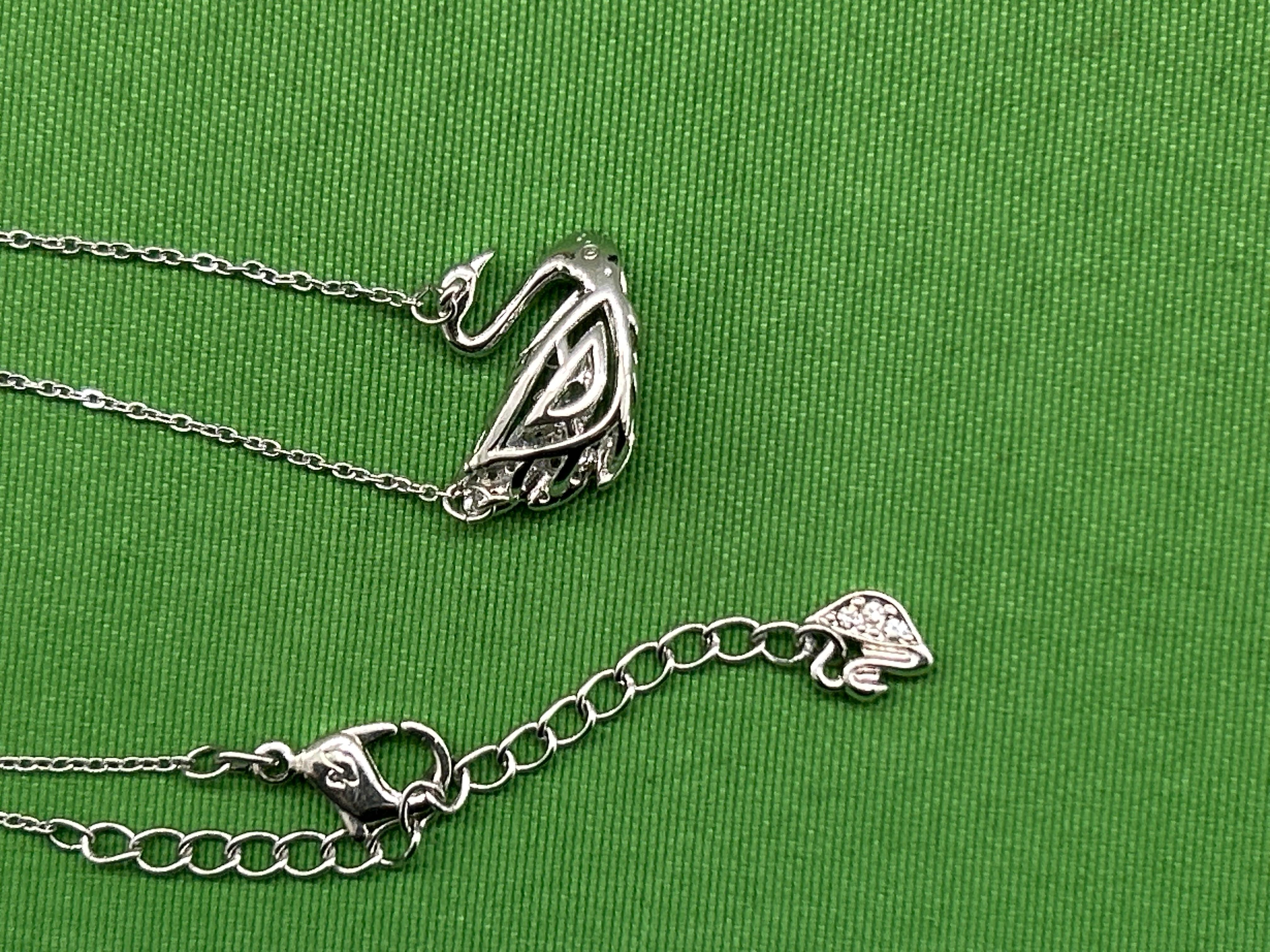 Foto QC 3 de Other Swan Necklace Metal Crystal Black