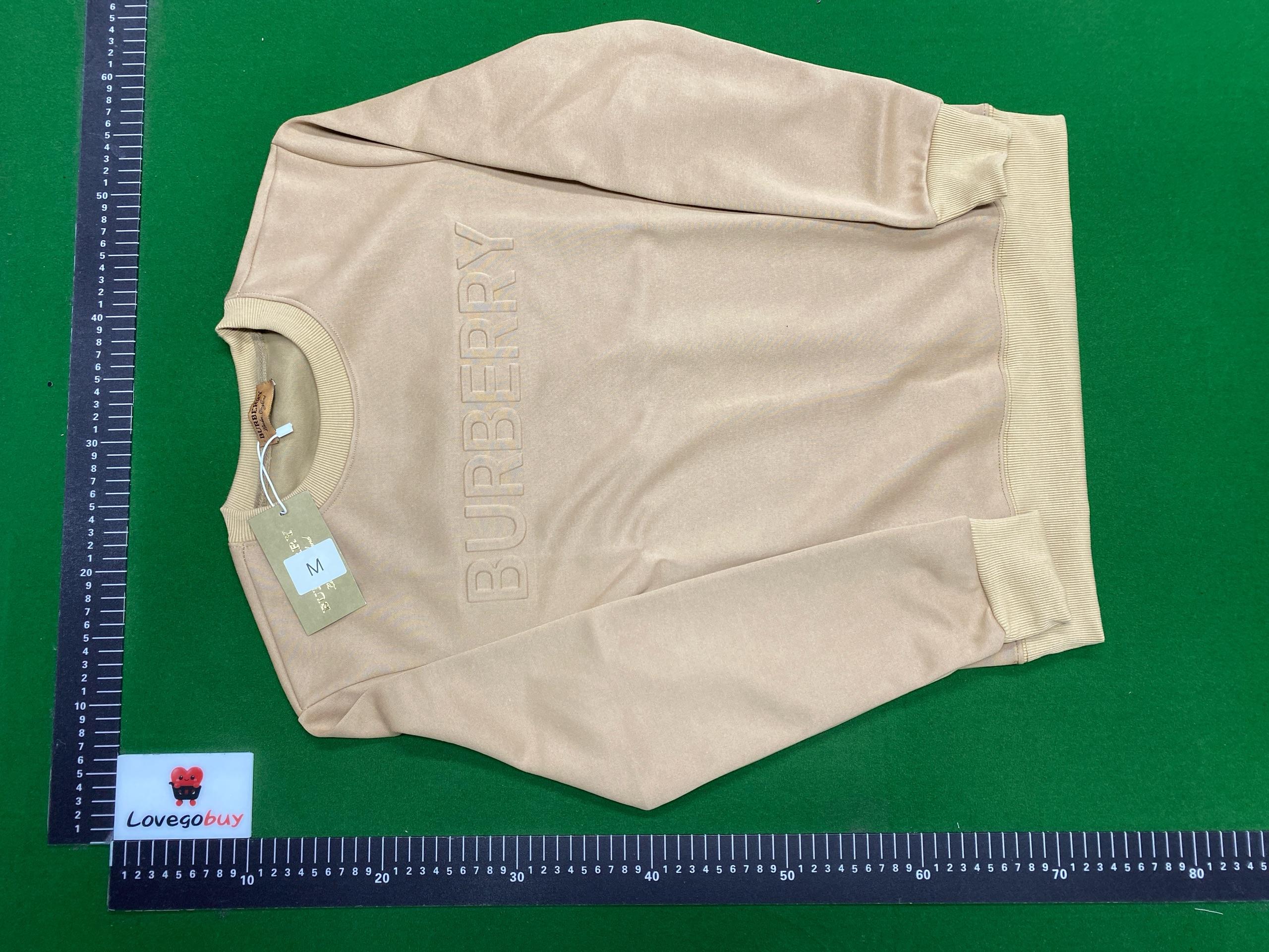 Foto QC 3 de Burberry Crewneck Sweater Embossed Logo Beige