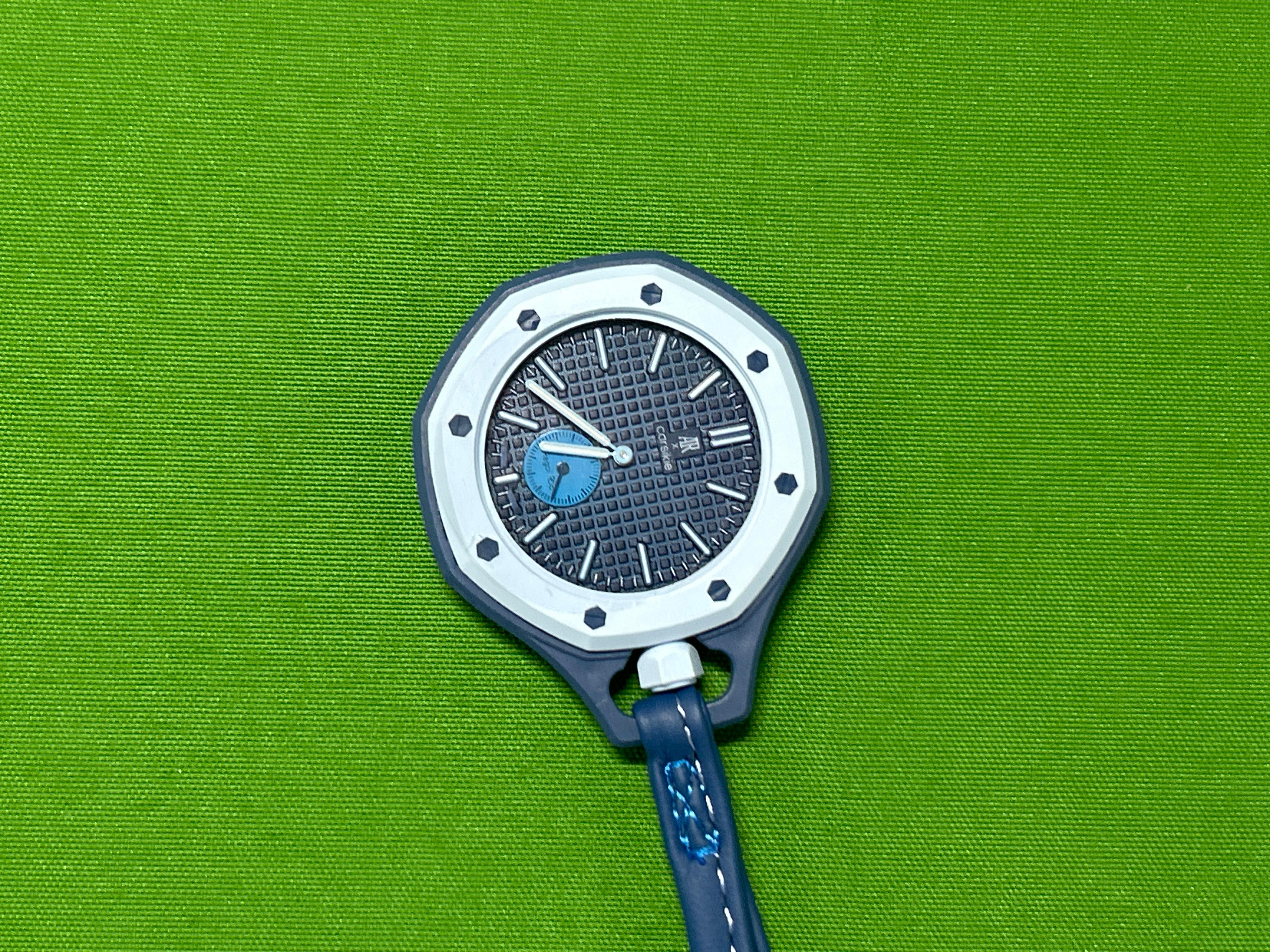 Foto QC 6 de Carsikie x AR Regal Pop Quartz Pocket Watch