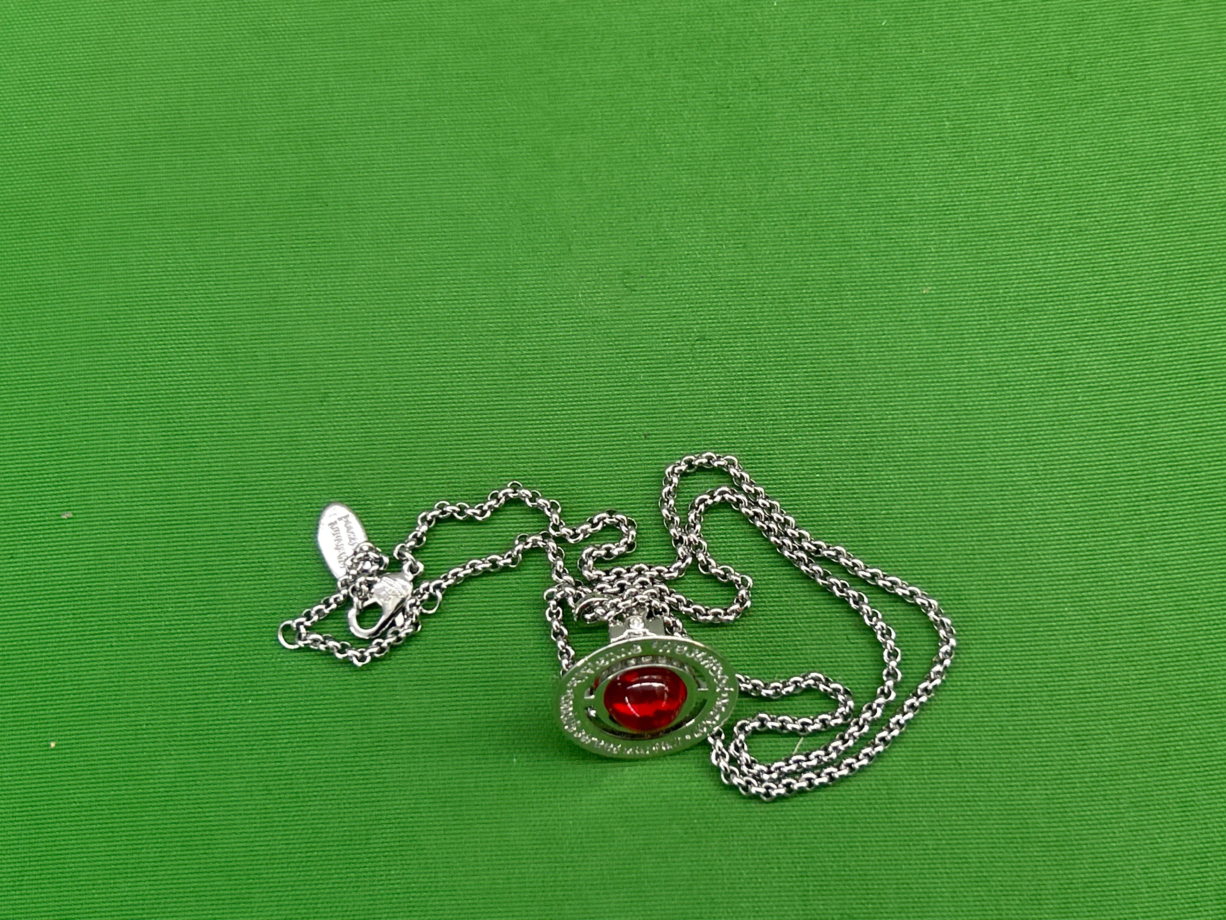 Foto QC 2 de Vivienne Westwood Empress Orb Necklace Metal Crystal Silver