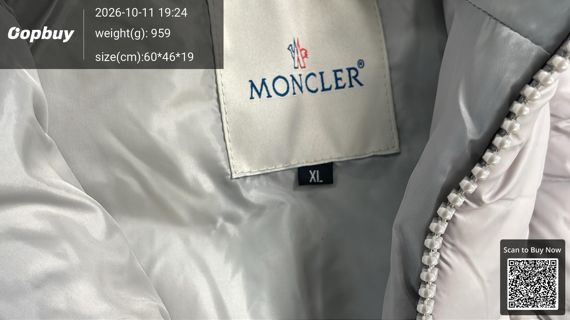 Foto QC 1 de Moncler Spider Web Quilted Down Jacket Black