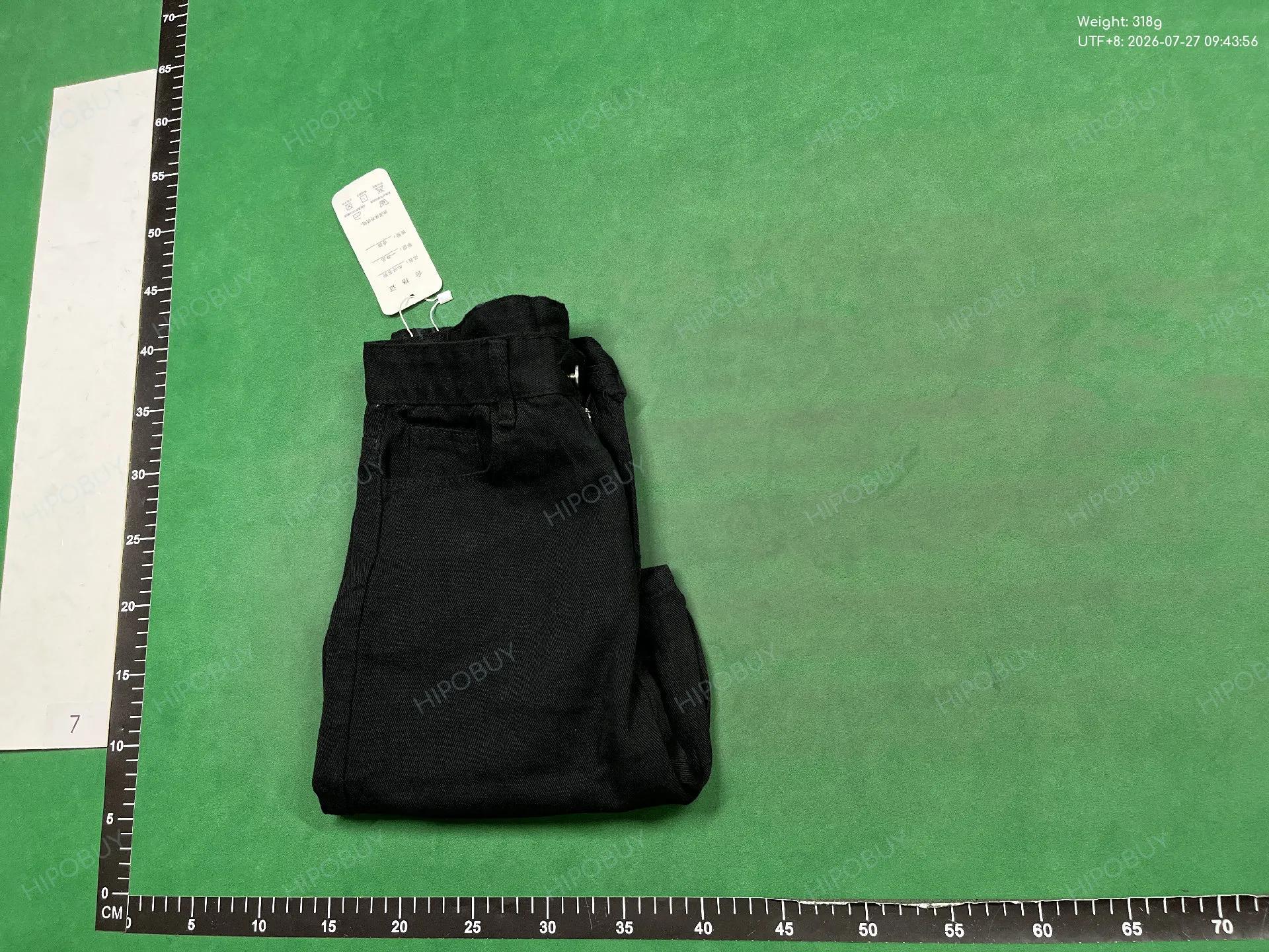 Foto QC 8 de Other Denim Shorts Loose Black