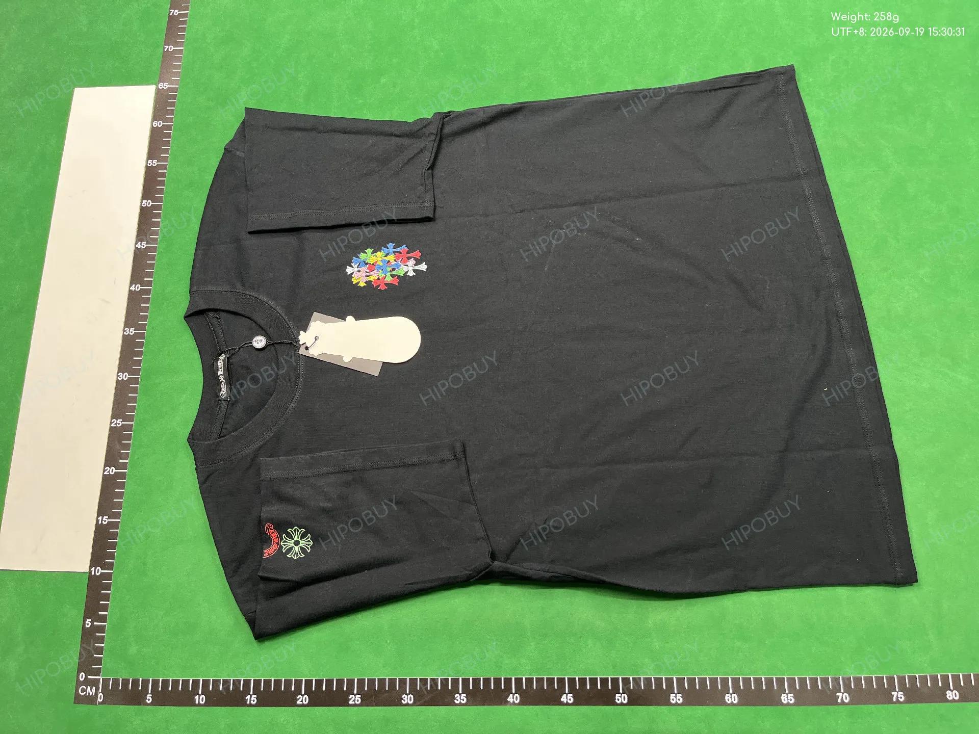 Foto QC 6 de Chrome Hearts T-shirt Multi Color Cross Cemetery White