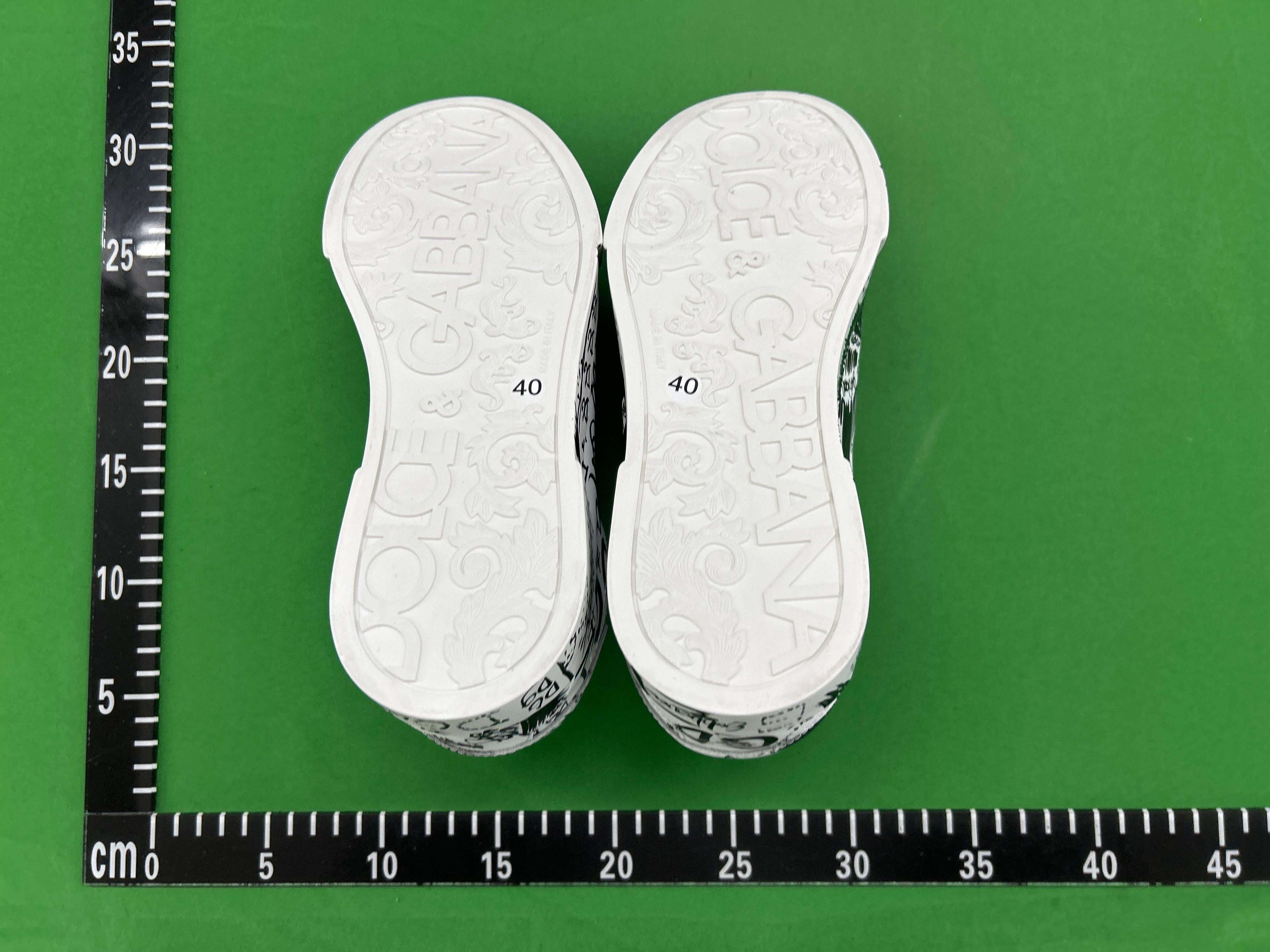Foto QC 5 de Dolce & Gabbana Portofino Leather Low-Top Sneakers Graffiti Logo White Black