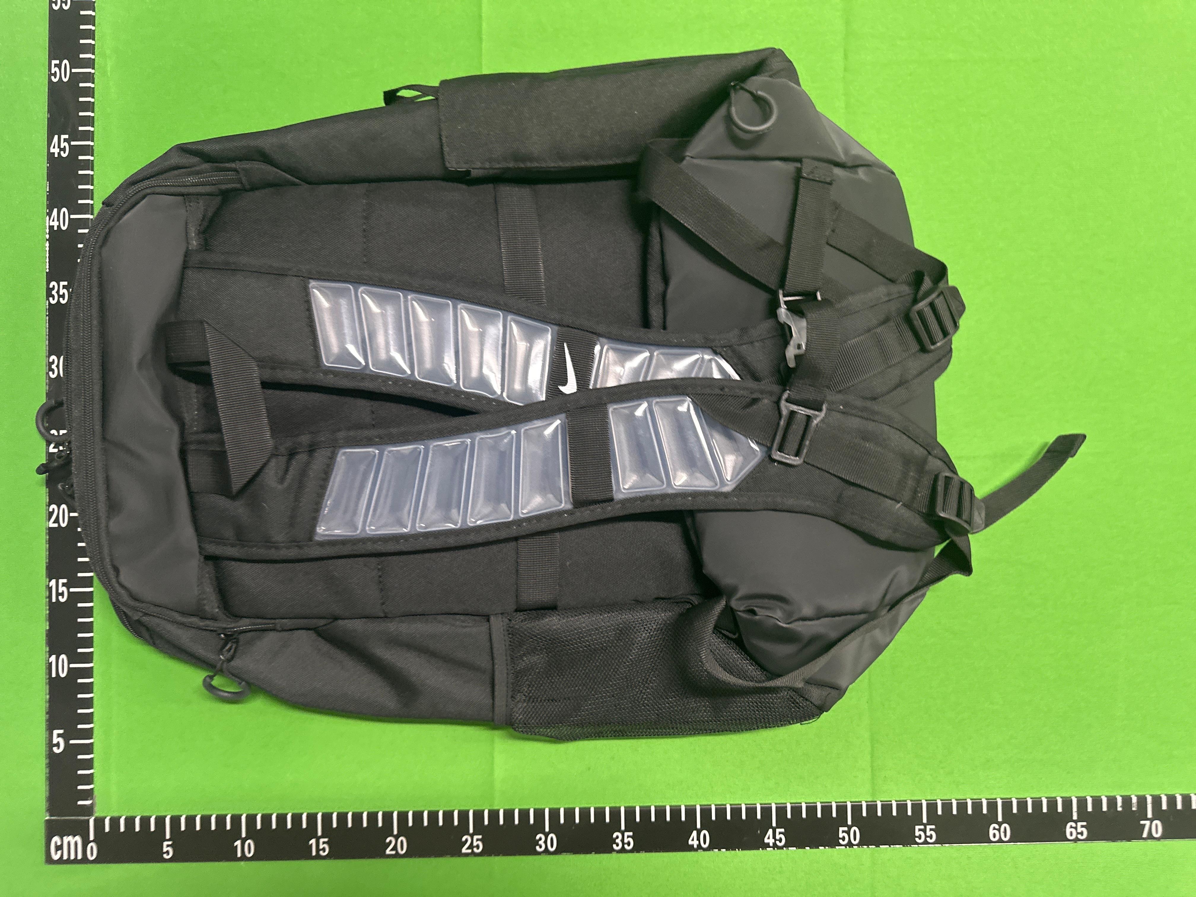 Foto QC 3 de Nike Hoops Elite Pro Backpack 32L White Black Metallic Gold